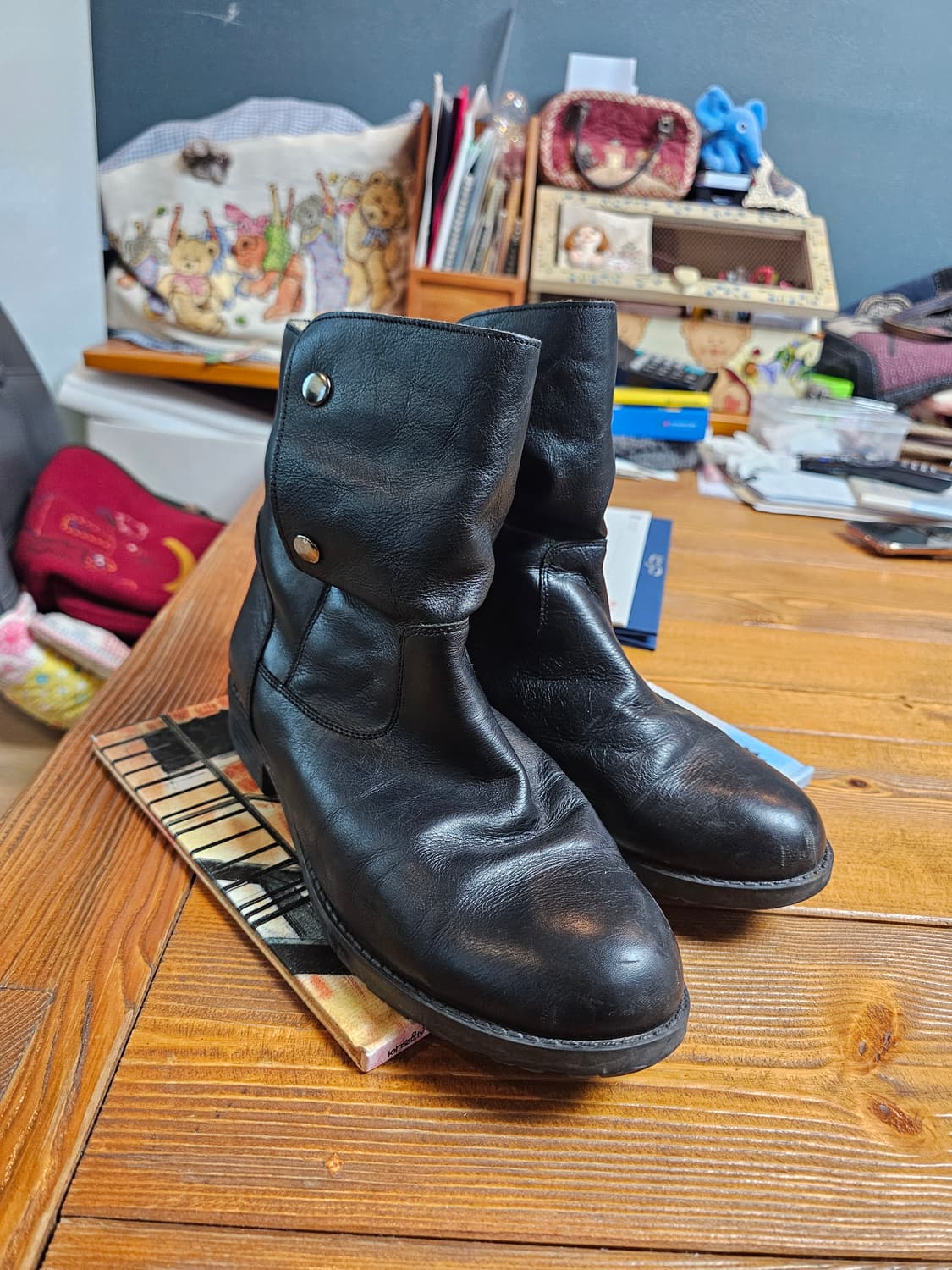 가죽 진짜 좋음! 앵클 부츠 240사이즈 안에 털 있어서 따뜻함 상품이미지5