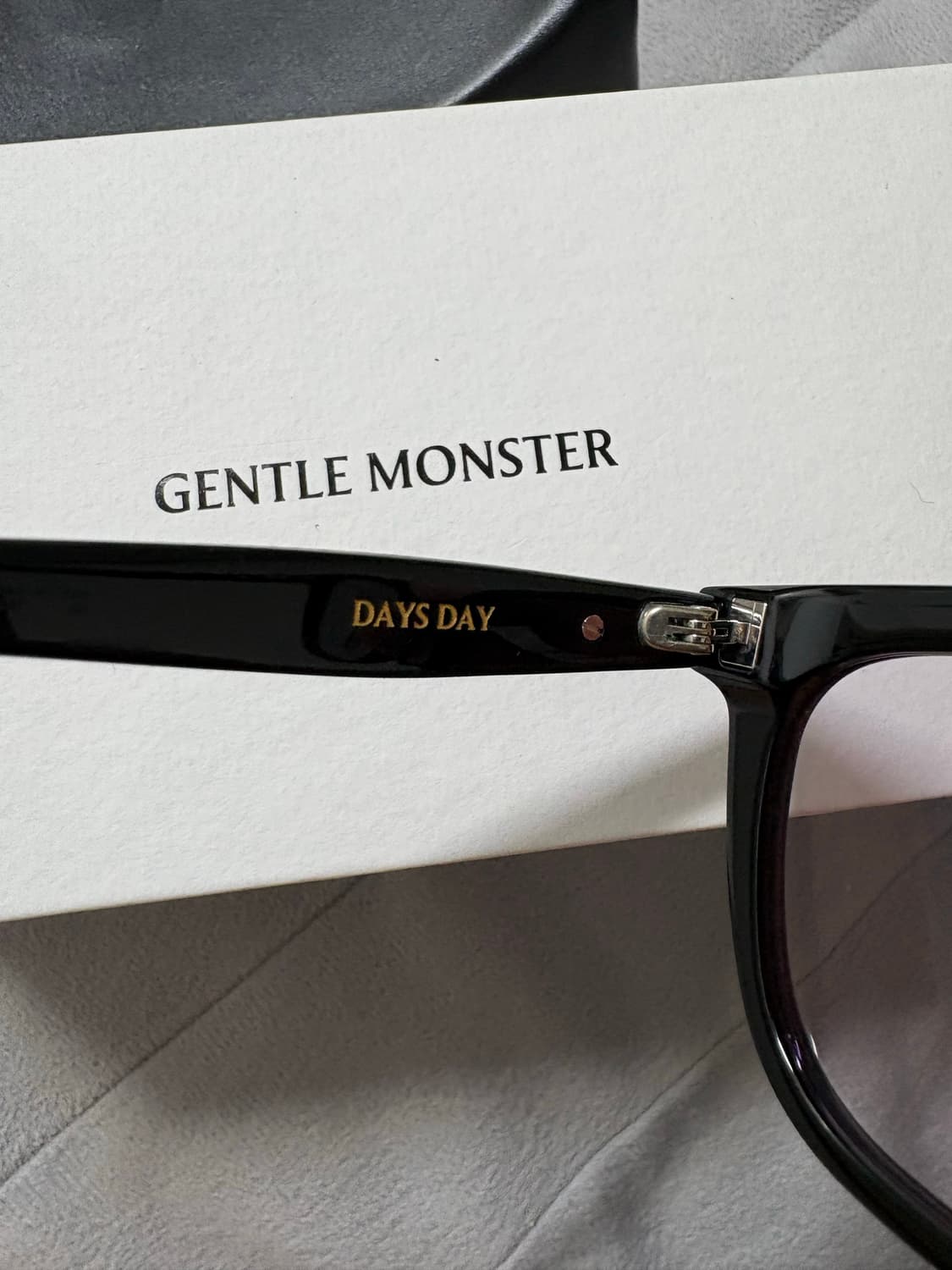 젠틀몬스터 데이즈데이(바이올렛) 상품이미지3