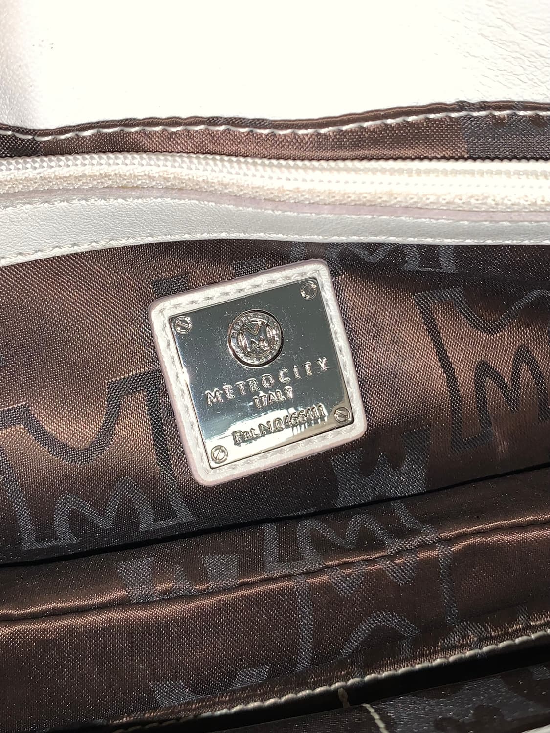 Metro city white shoulder bag y2k 상품이미지4