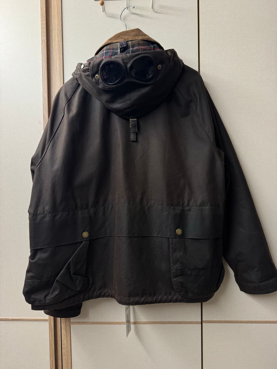 바버 X CP컴퍼니 왁스 자켓 브라운 상품이미지2
