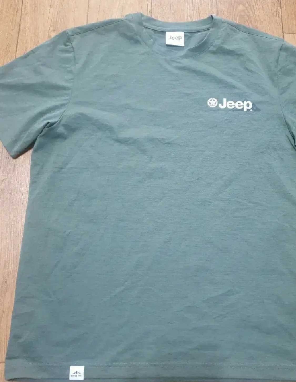 JEEP 반팔티 100 사이즈입니다 상품이미지4