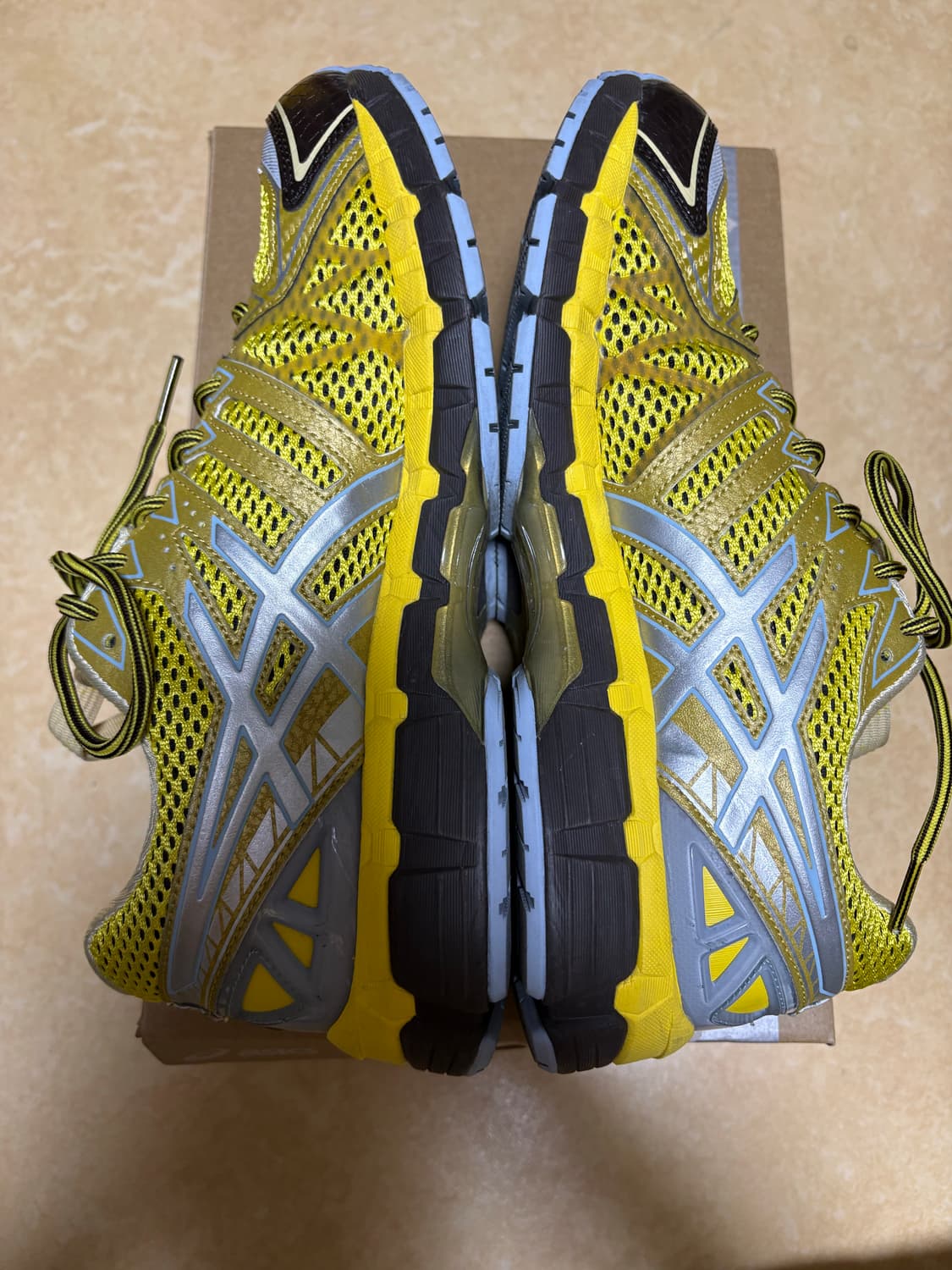 아식스 UB9-S 젤 카야노 20 270 판매! 상품이미지4