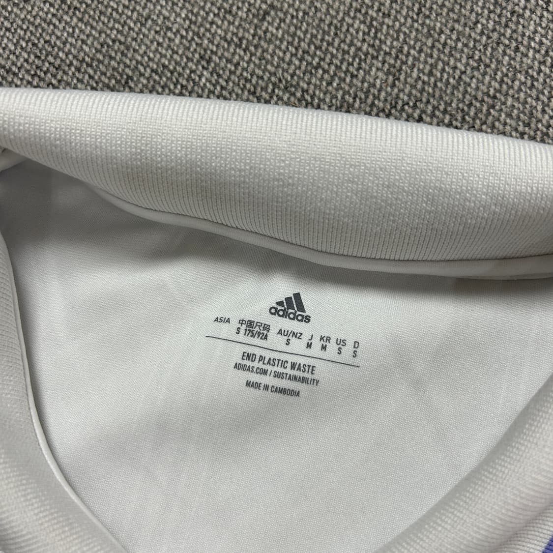 아디다스 레알마드리드 22-23 유니폼(S) 상품이미지2