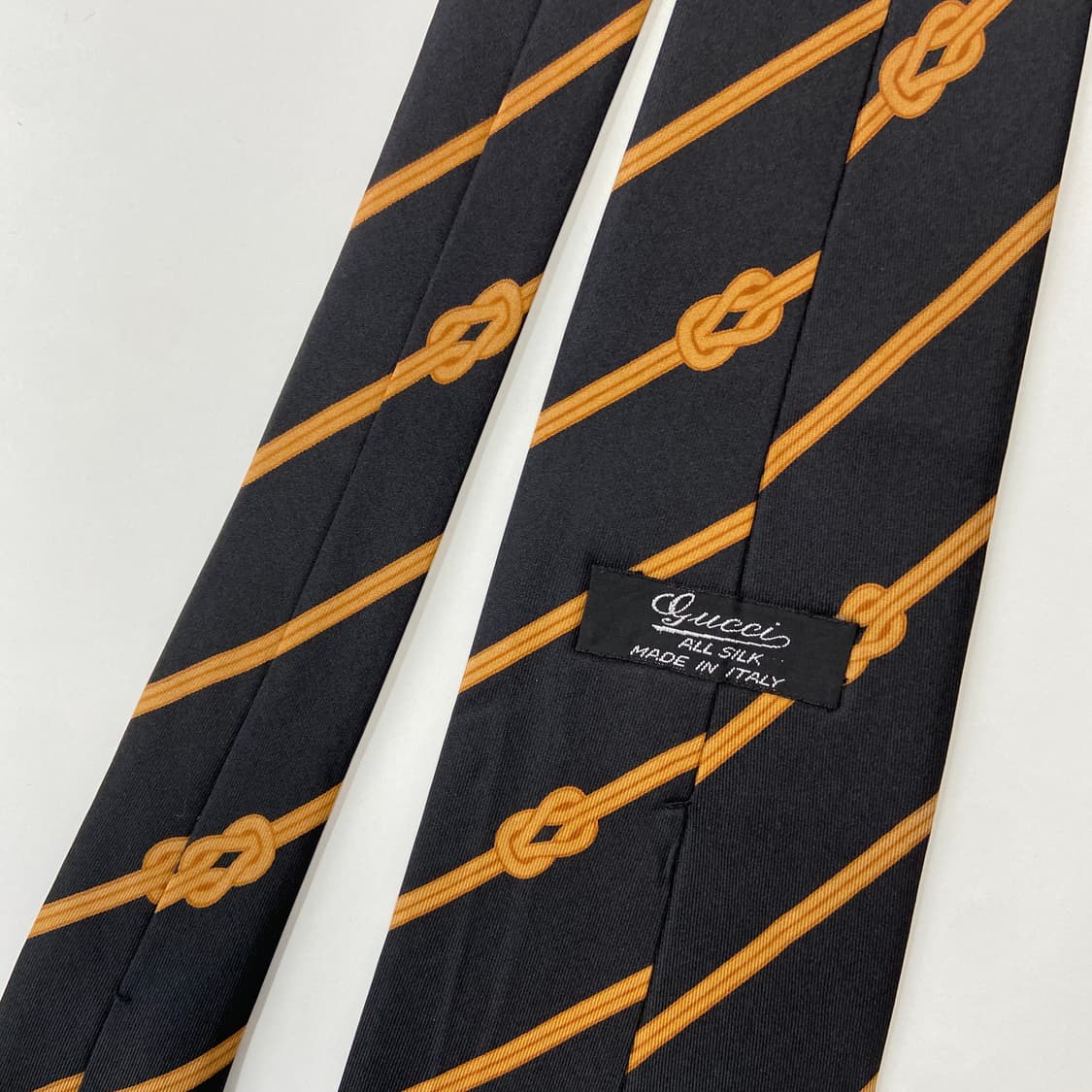 구찌(GUCCI)  명품 정품 넥타이 10.3cm 상품이미지5
