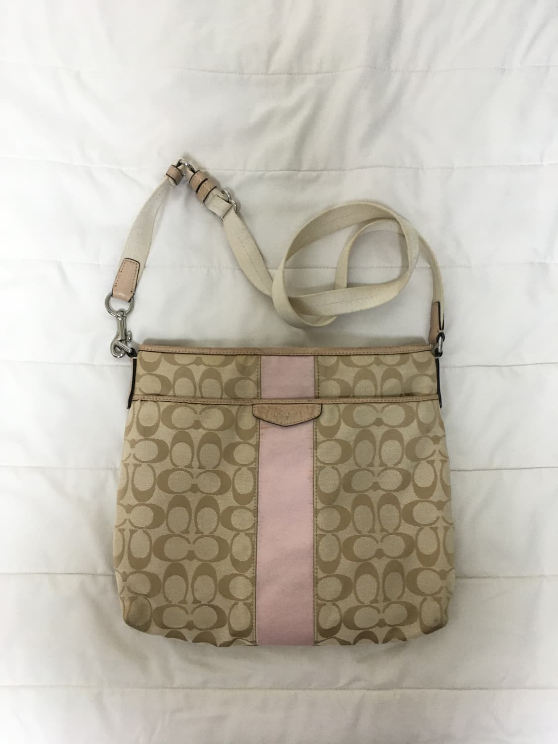 Coach 빈티지 크로스백 상품이미지1