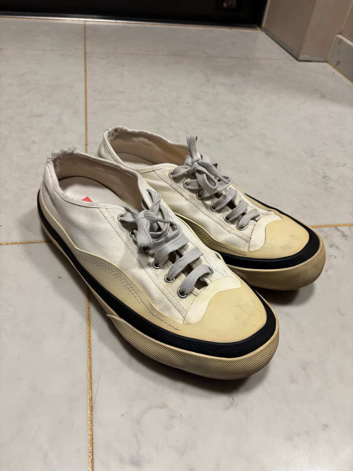 아크네스튜디오 Bla Konst 스니커즈 280 상품이미지1