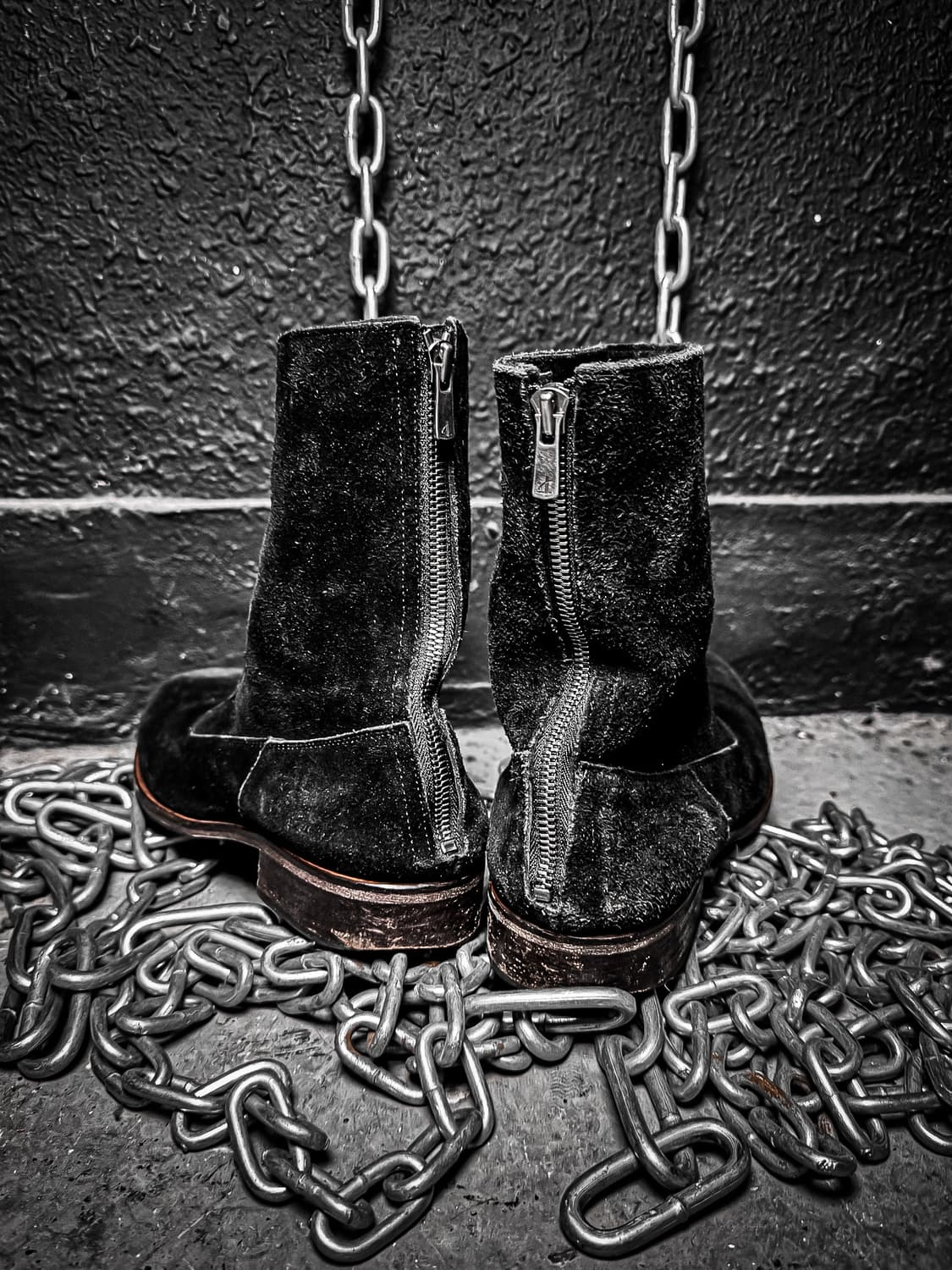 NO ID. – Black Suede Zip Boots 상품이미지7