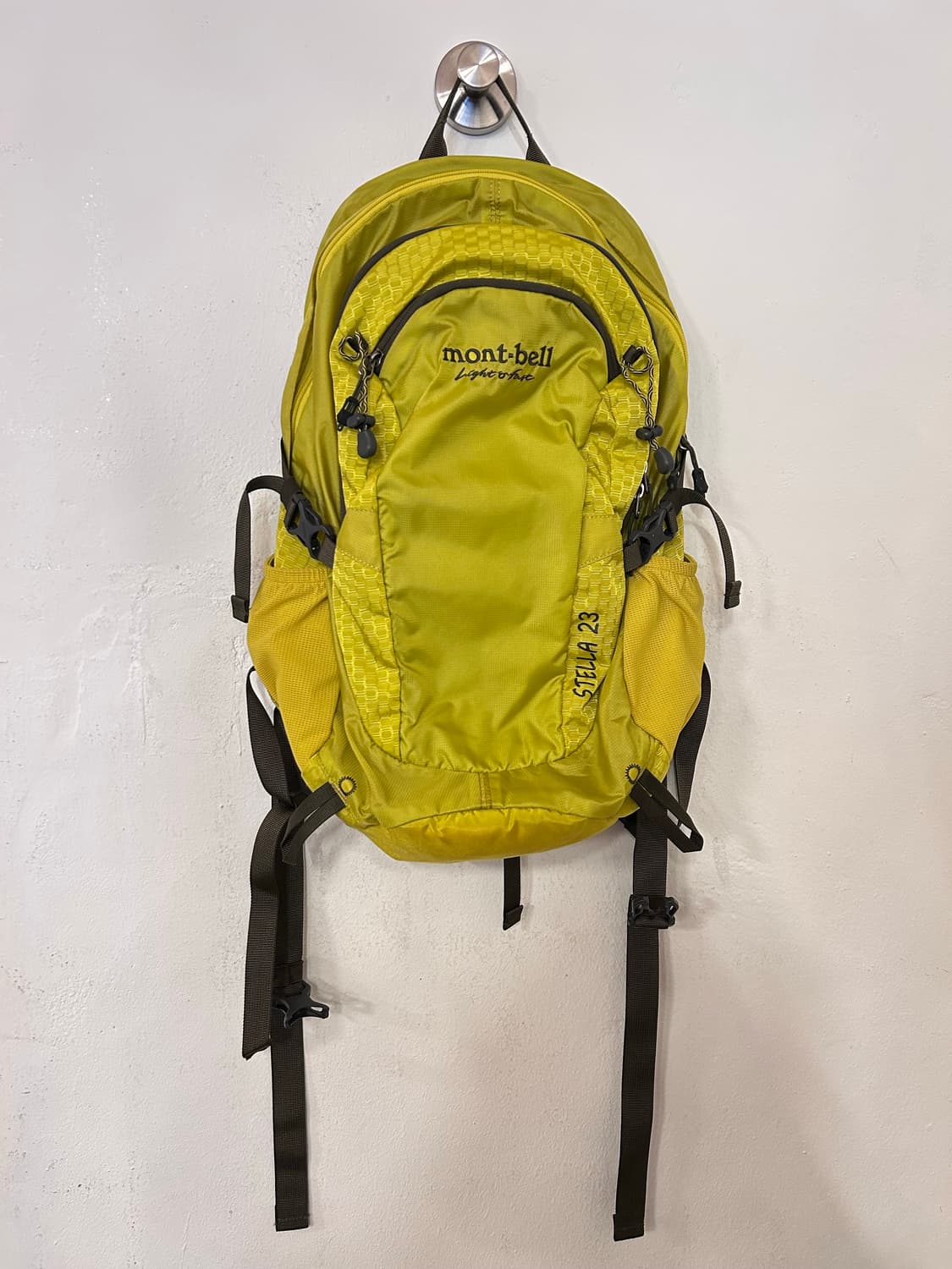 몽벨 스텔라 23 등산 배낭 (라임) 상품이미지2