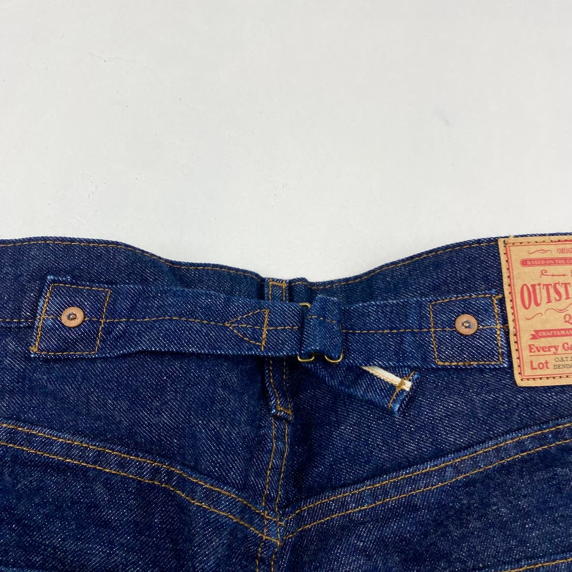 아웃스탠딩 레드 스티치 신치백 셀비지 데님 진 (34) 상품이미지5