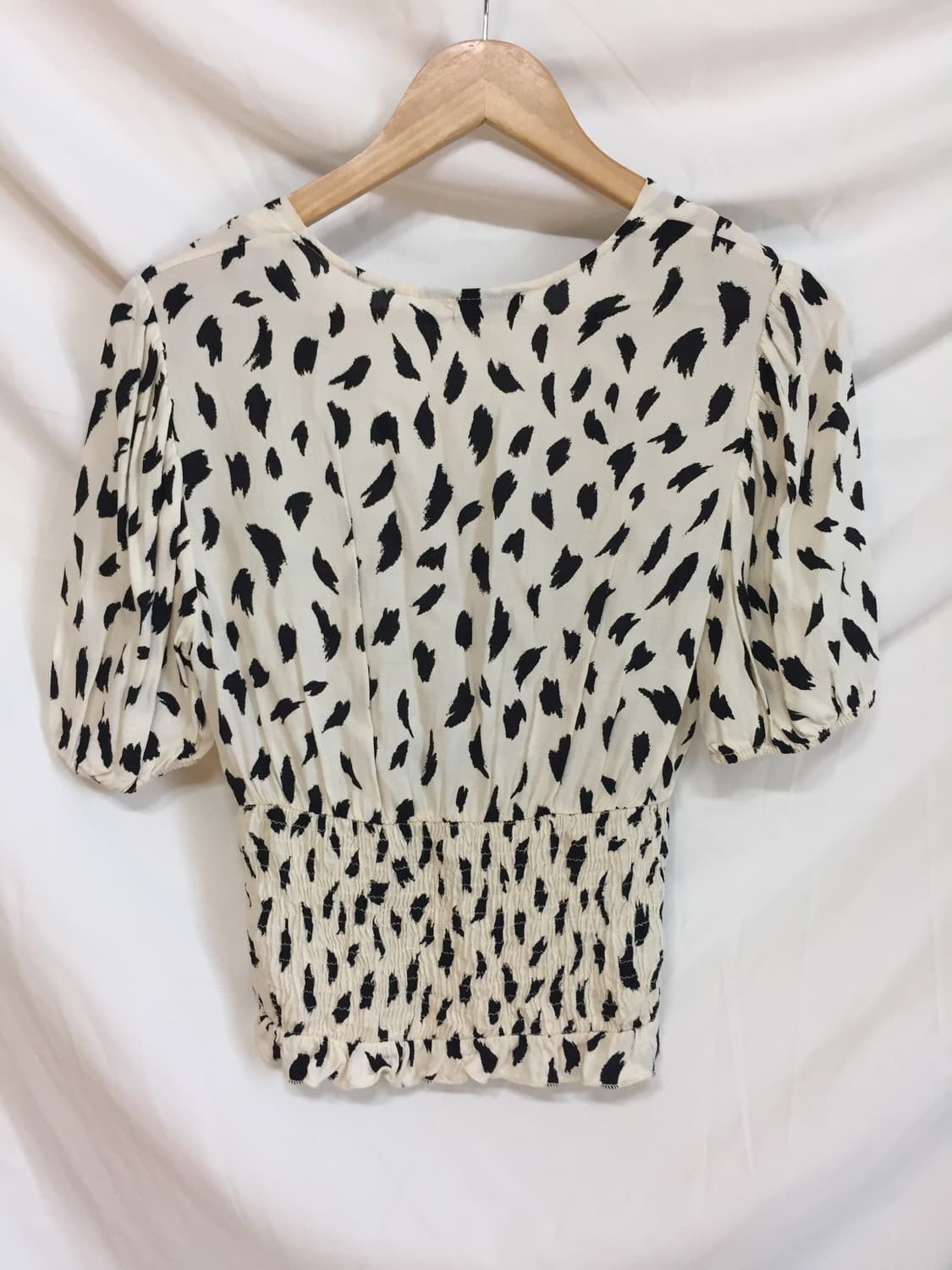 패턴 셔링 블라우스 상품이미지8