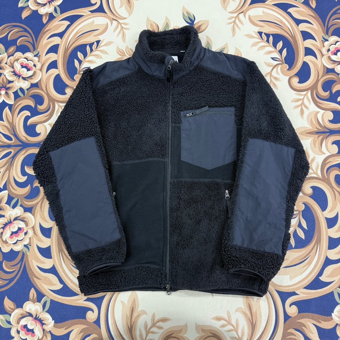 (M)유니클로 x 엔지니어드 가먼츠 후리스 자켓(블랙,2way지퍼) 상품이미지1