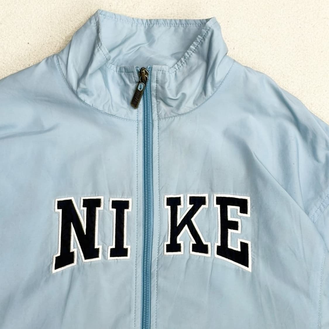 NIKE 올드스쿨 스펠아웃 바람막이 자켓 L 상품이미지3