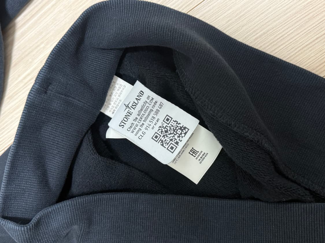 스톤아일랜드 맨투맨 블랙 m사이즈 상품이미지3
