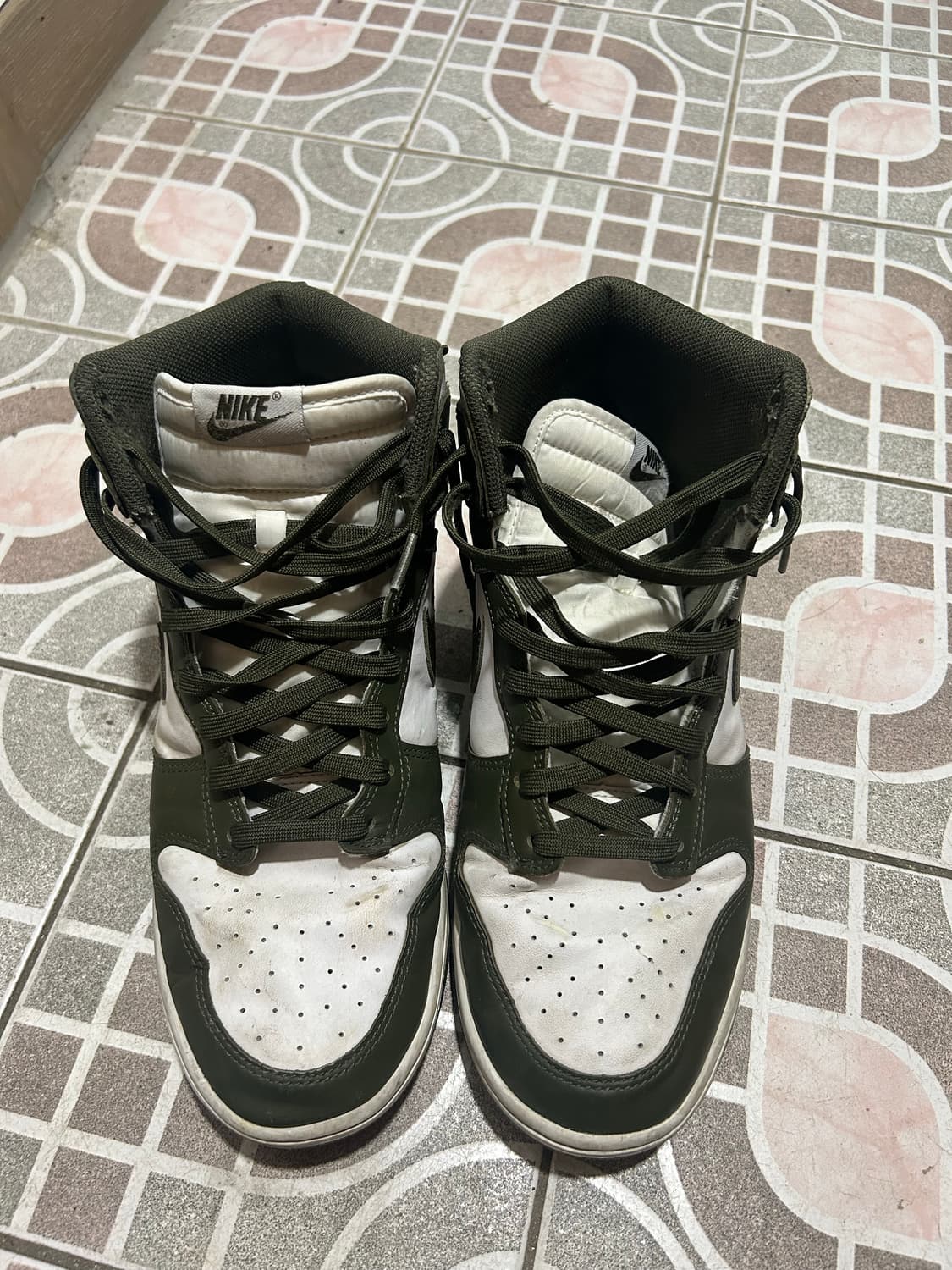 [295]나이키 덩크 하이 레트로 챔피언십 카키 상품이미지1