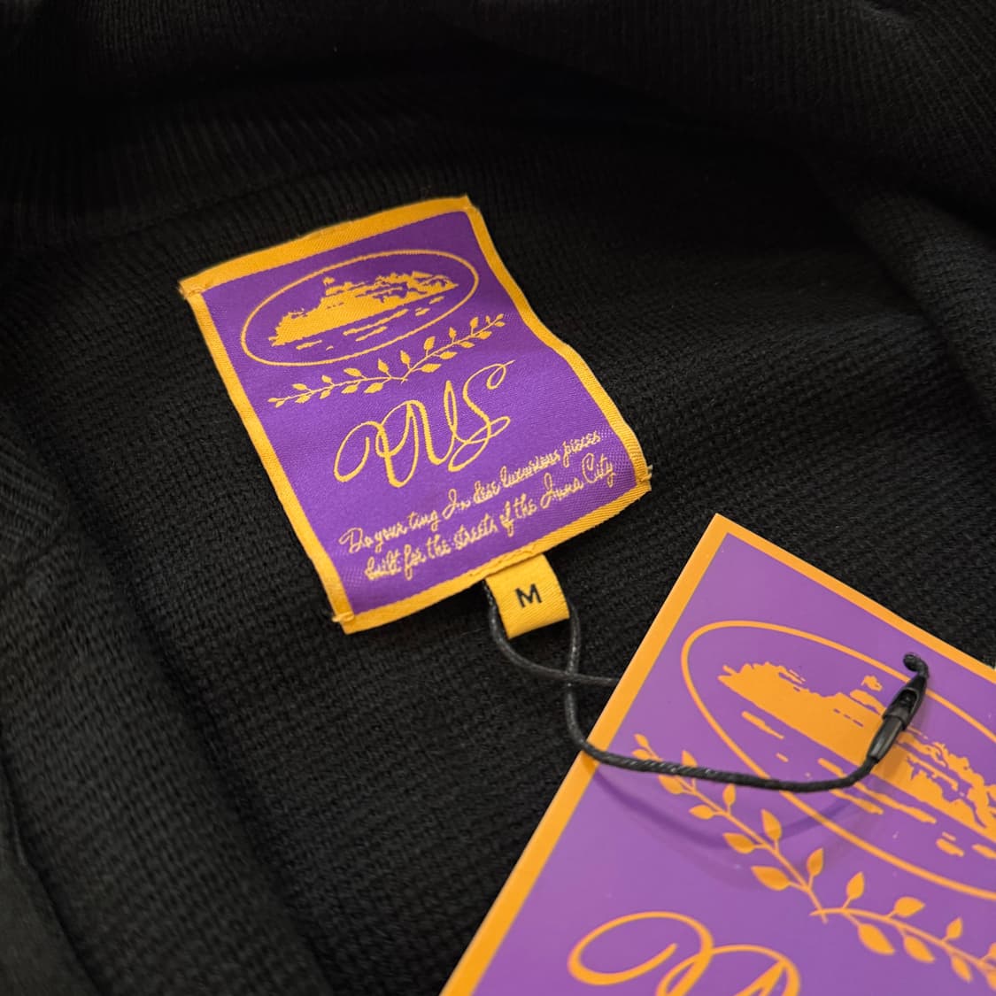 (당일발송) 코르테이즈 VVS 니트집업 블랙 레드 블루 상품이미지6