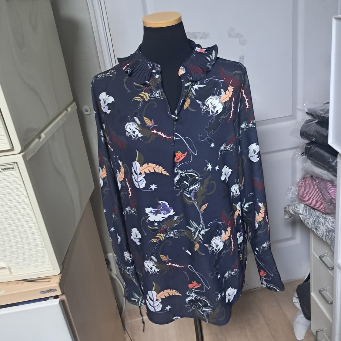 시스템  패턴 블라우스 55(상태최상) 상품이미지1