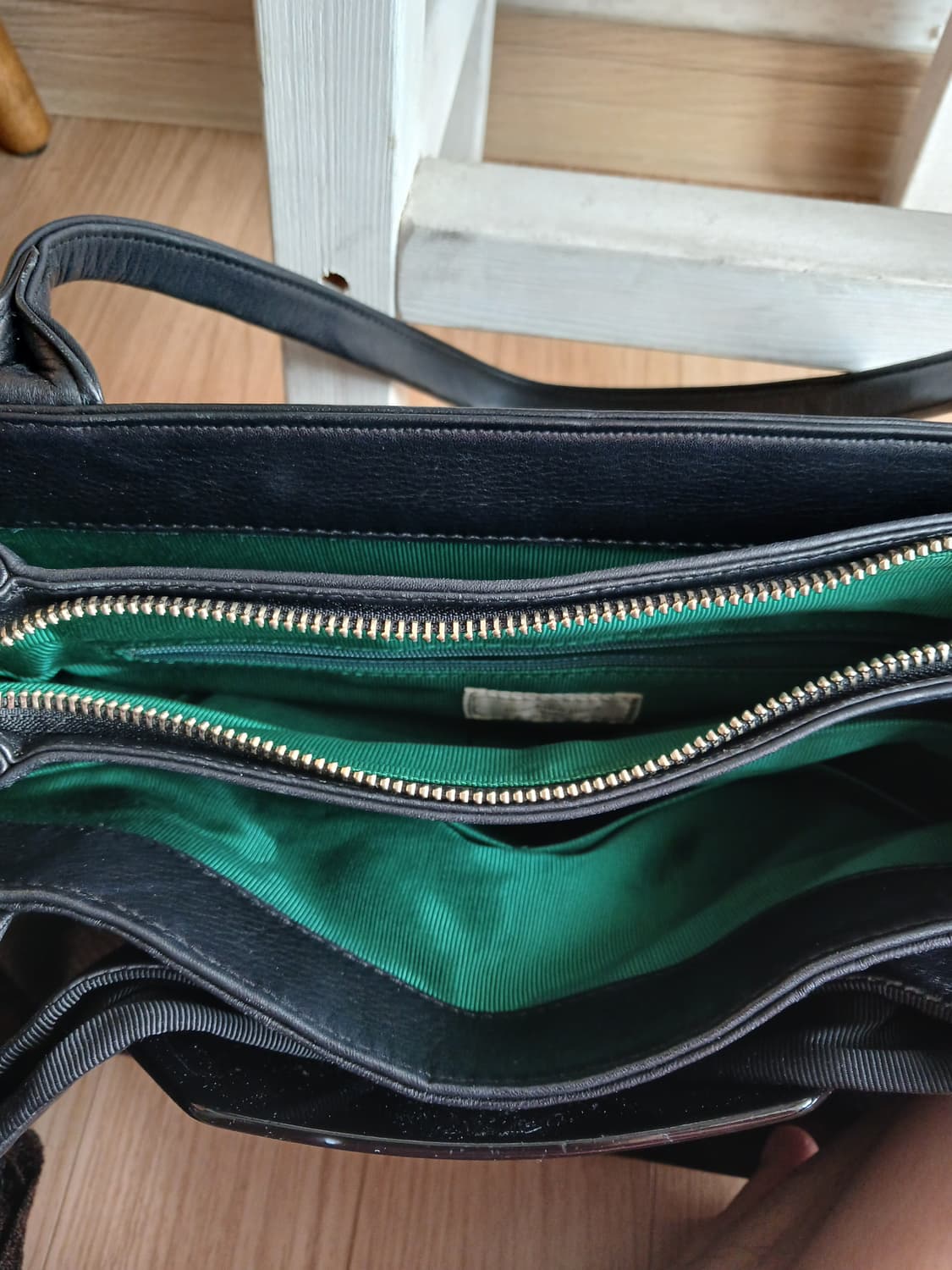 machiko jinto 일본브랜드의 블랙가죽가방  상품이미지7