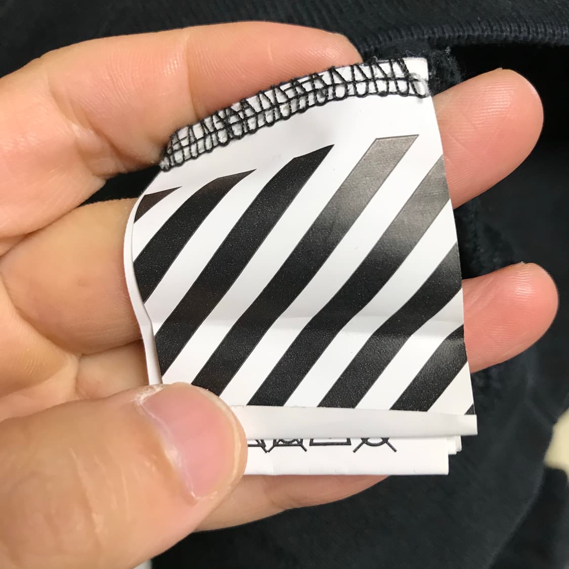 오프화이트 테이프애로우 스웻셔츠 상품이미지6