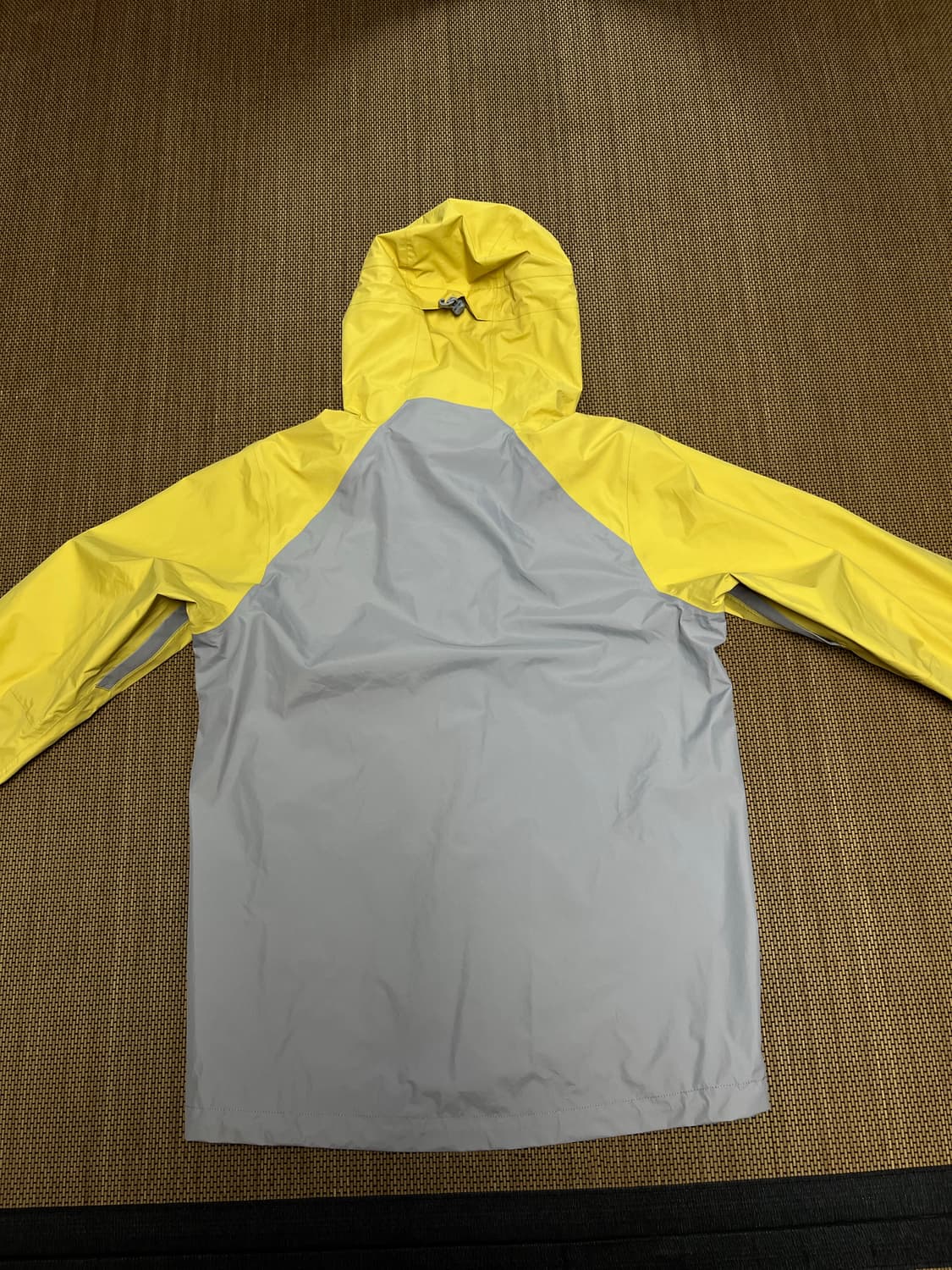 파타고니아 토렌트쉘 3L s사이즈 95-100 상품이미지2