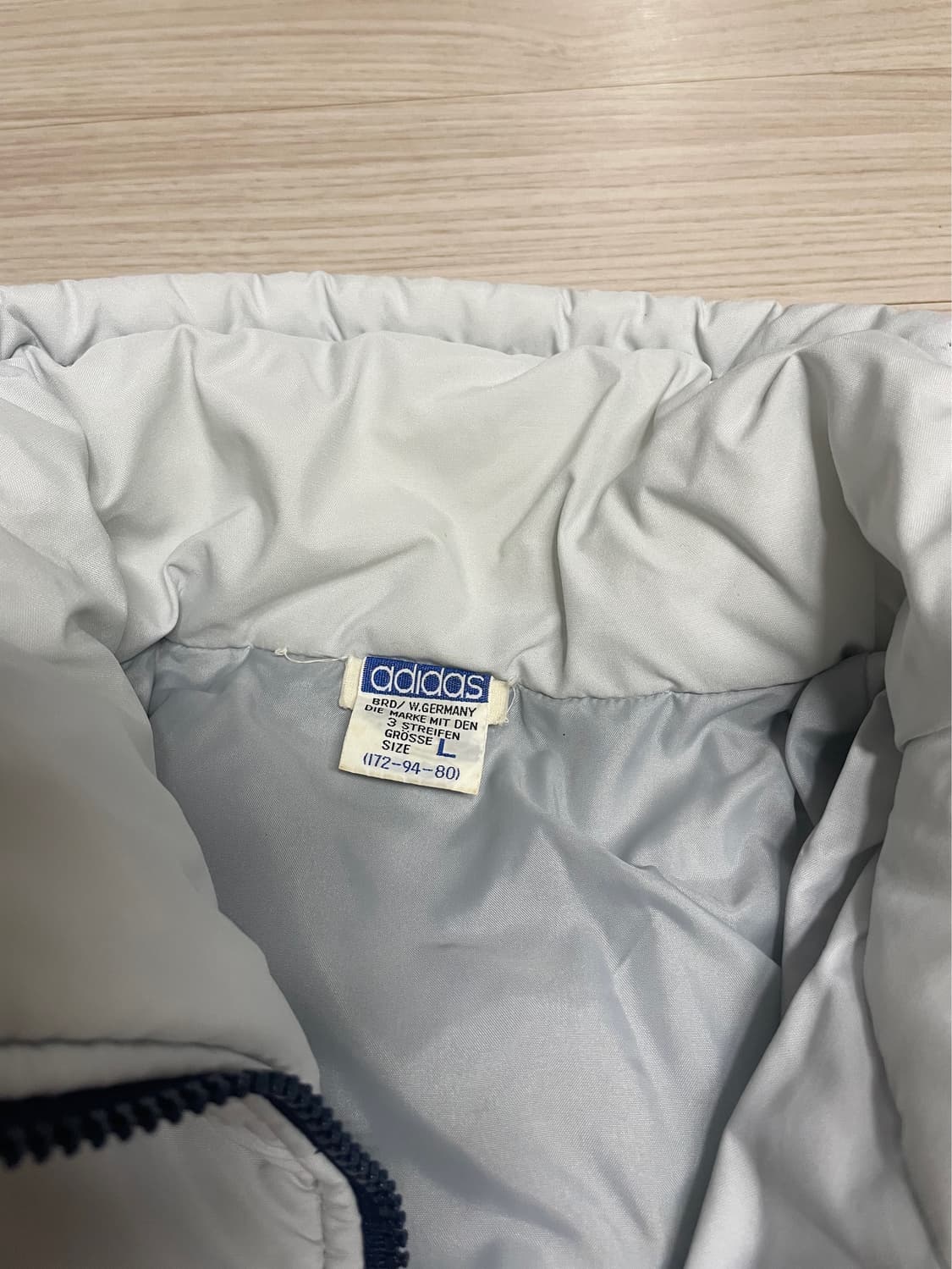 유일매물 아디다스 서독제 80s 패딩 상품이미지7