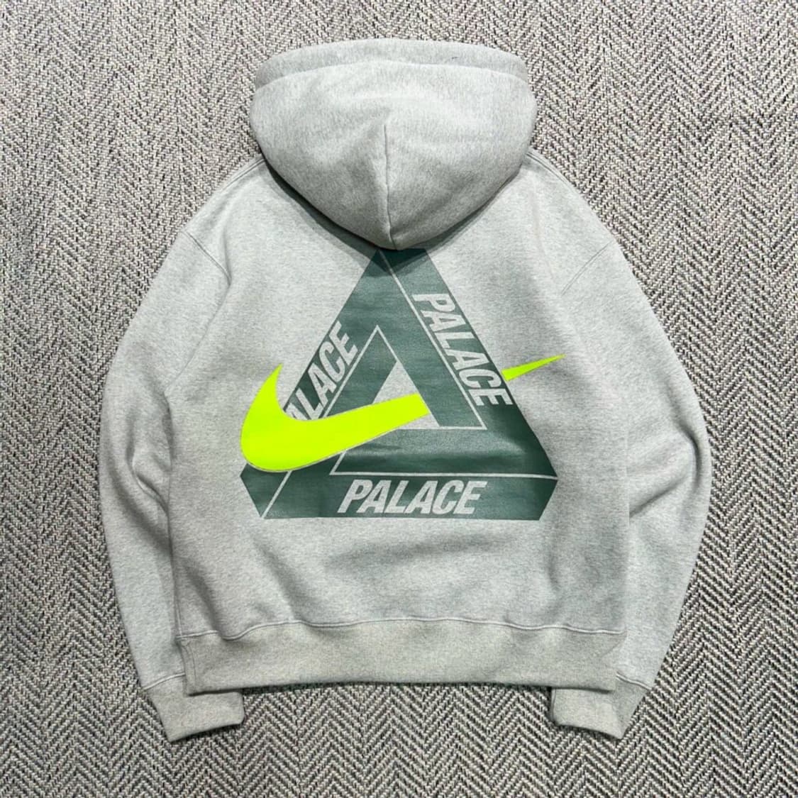 팔라스 X 나이키  후드티 상품이미지2