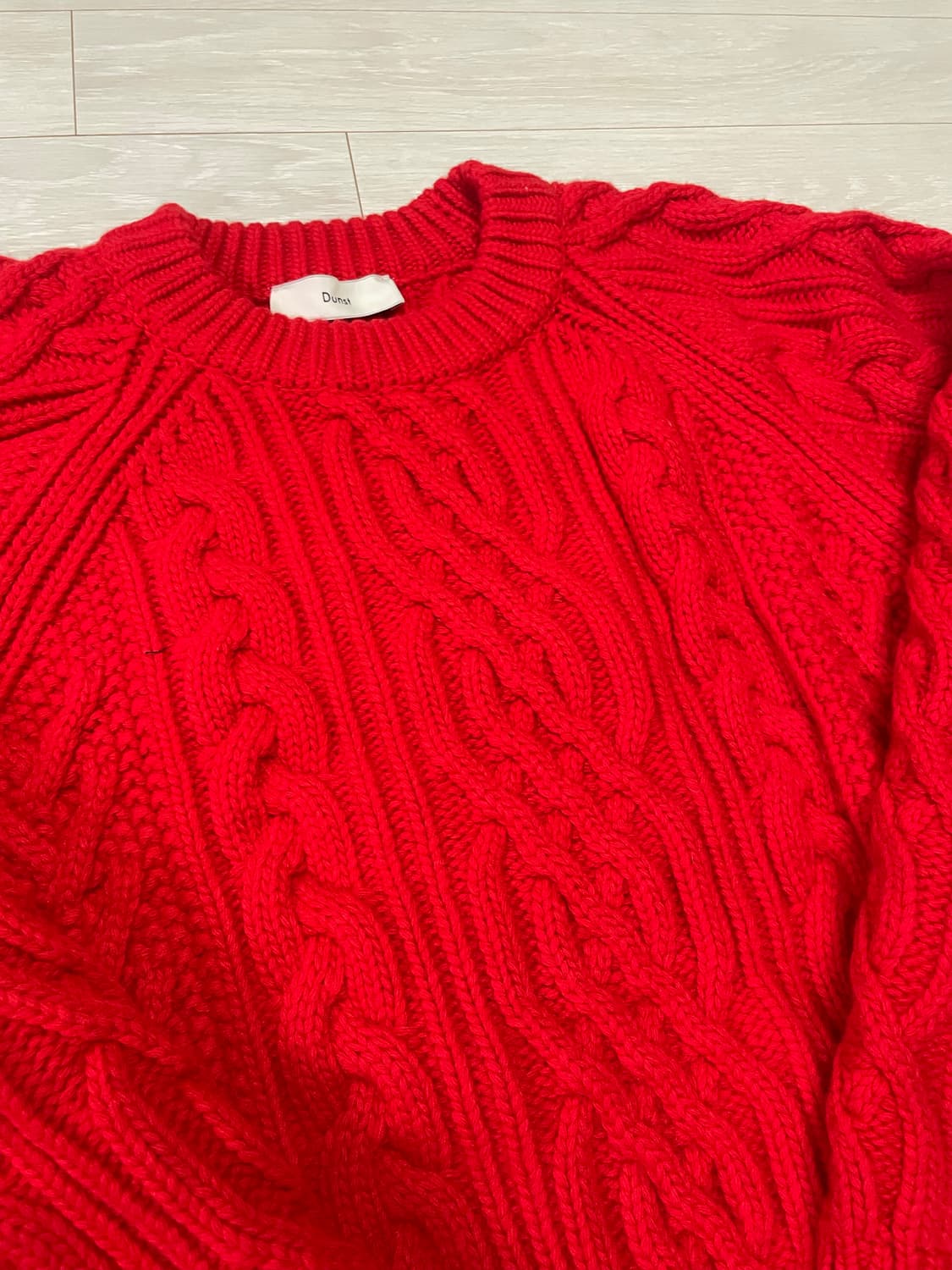던스트 UNISEX CLASSIC FISHERMAN SWEATER RED 상품이미지4