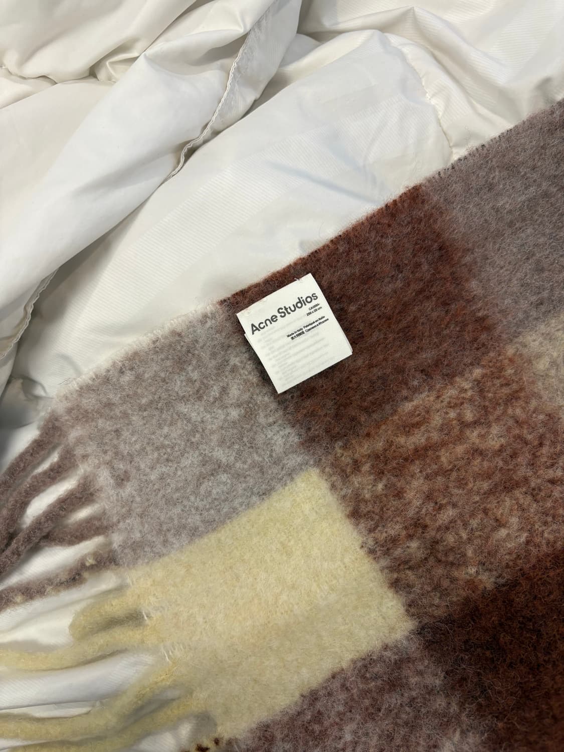 [새상품급] 아크네 스튜디오 머플러 브라운 상품이미지3