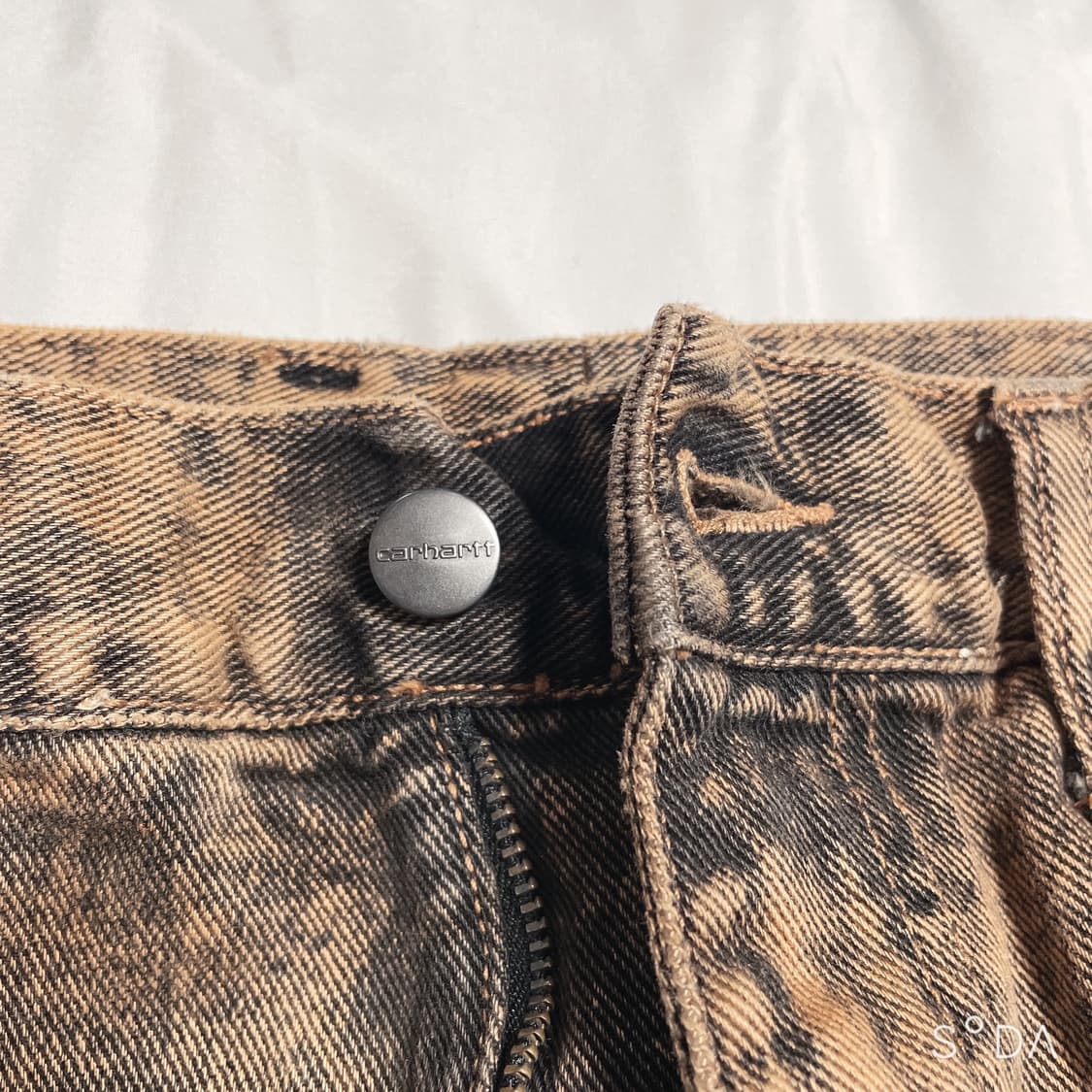 칼하트 타이다이 워싱 청바지 상품이미지3