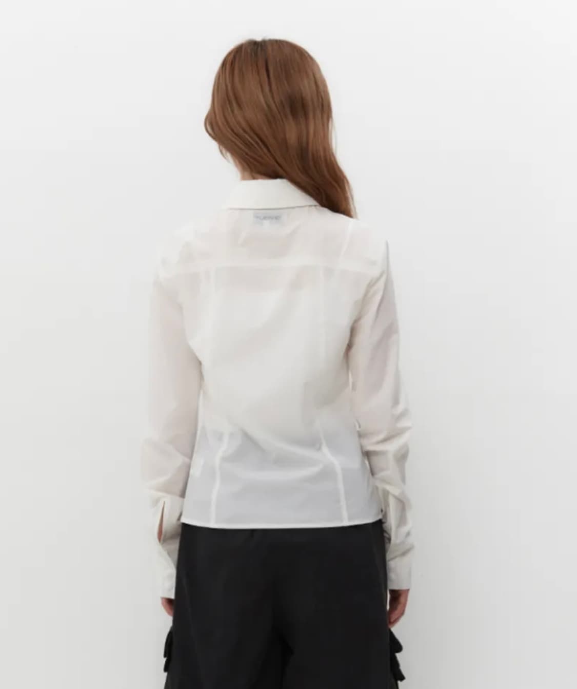 (택O새상품) 뚜오미오 SHIRRED SLIM FIT SHIRT Whit 상품이미지3