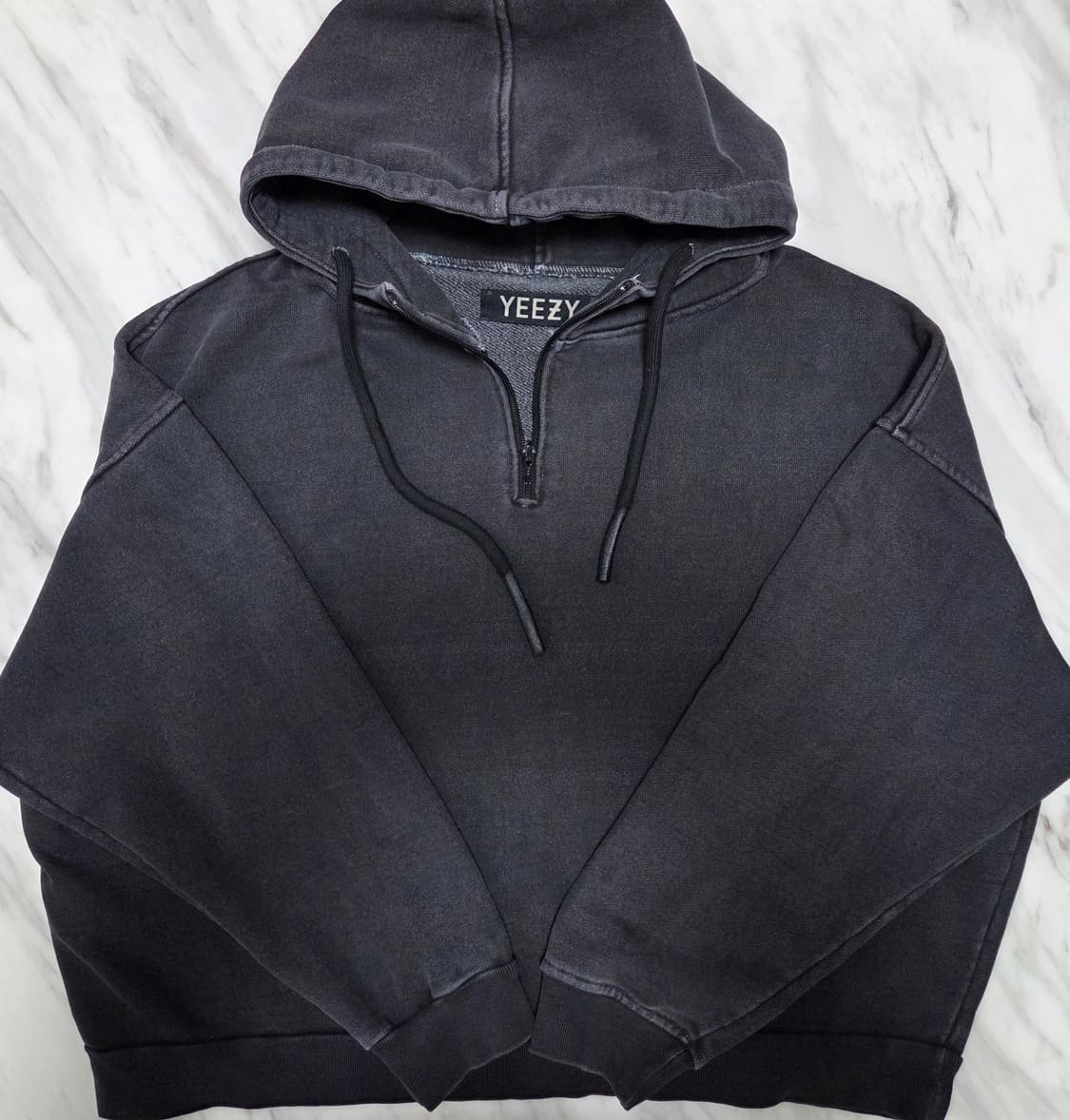 이지 시즌1 하프 집업 캐비어 후디 상품이미지1