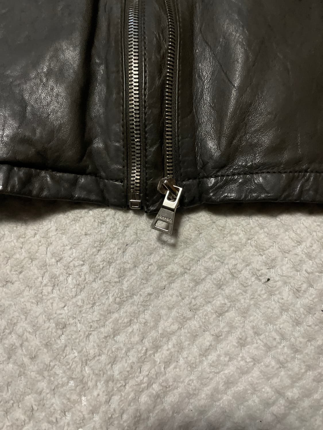 VANHART 반하트 웨스턴 무드 램스킨 양가죽 바이커 절개 레더 자켓 상품이미지7