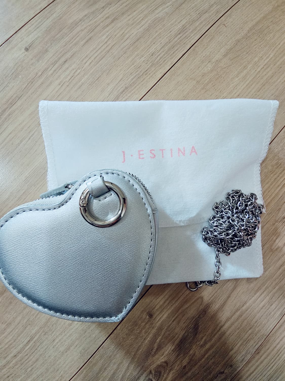 제이에스티나 하트 은색 체인 가방 상품이미지2