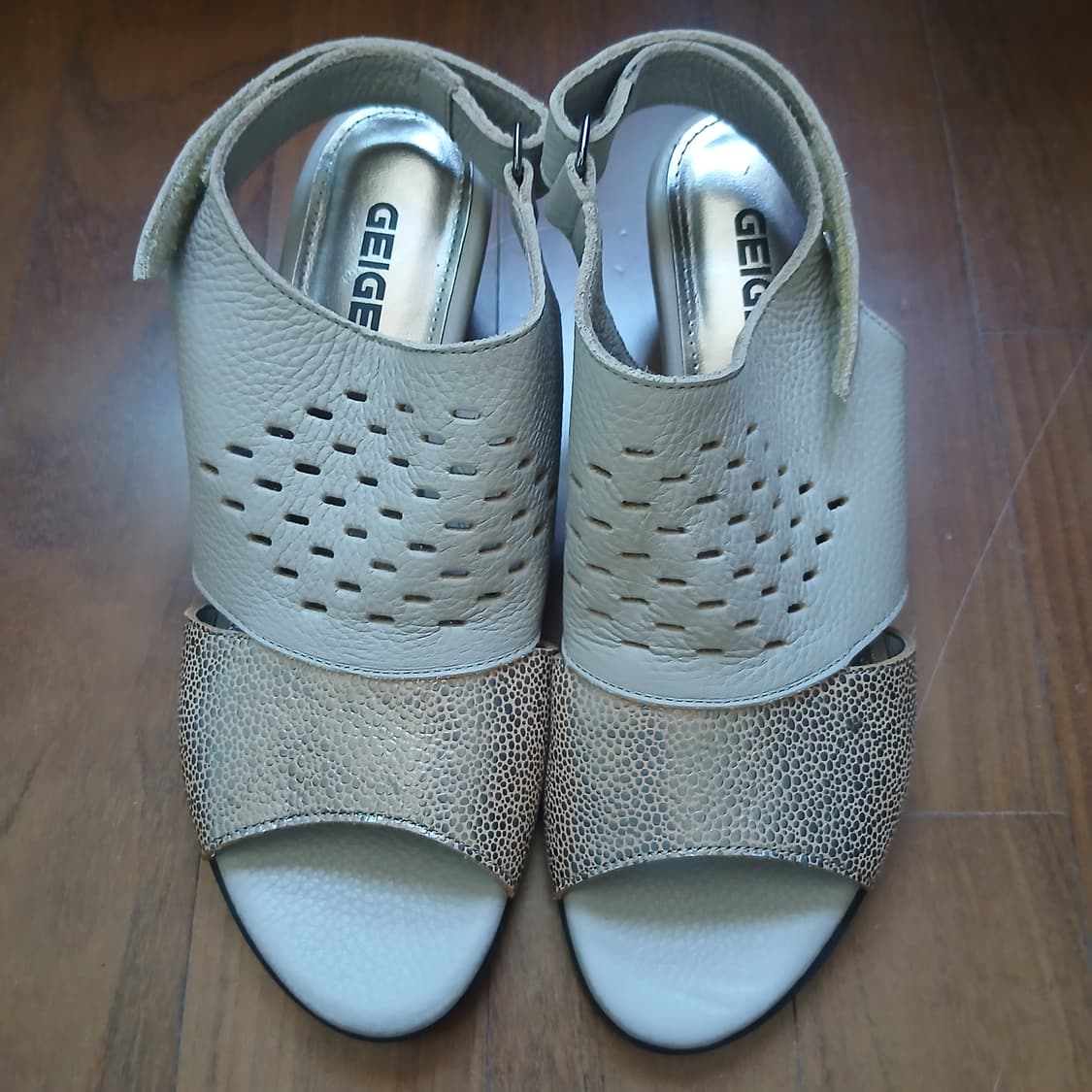 26-4가이거 가죽샌들 245 상품이미지1