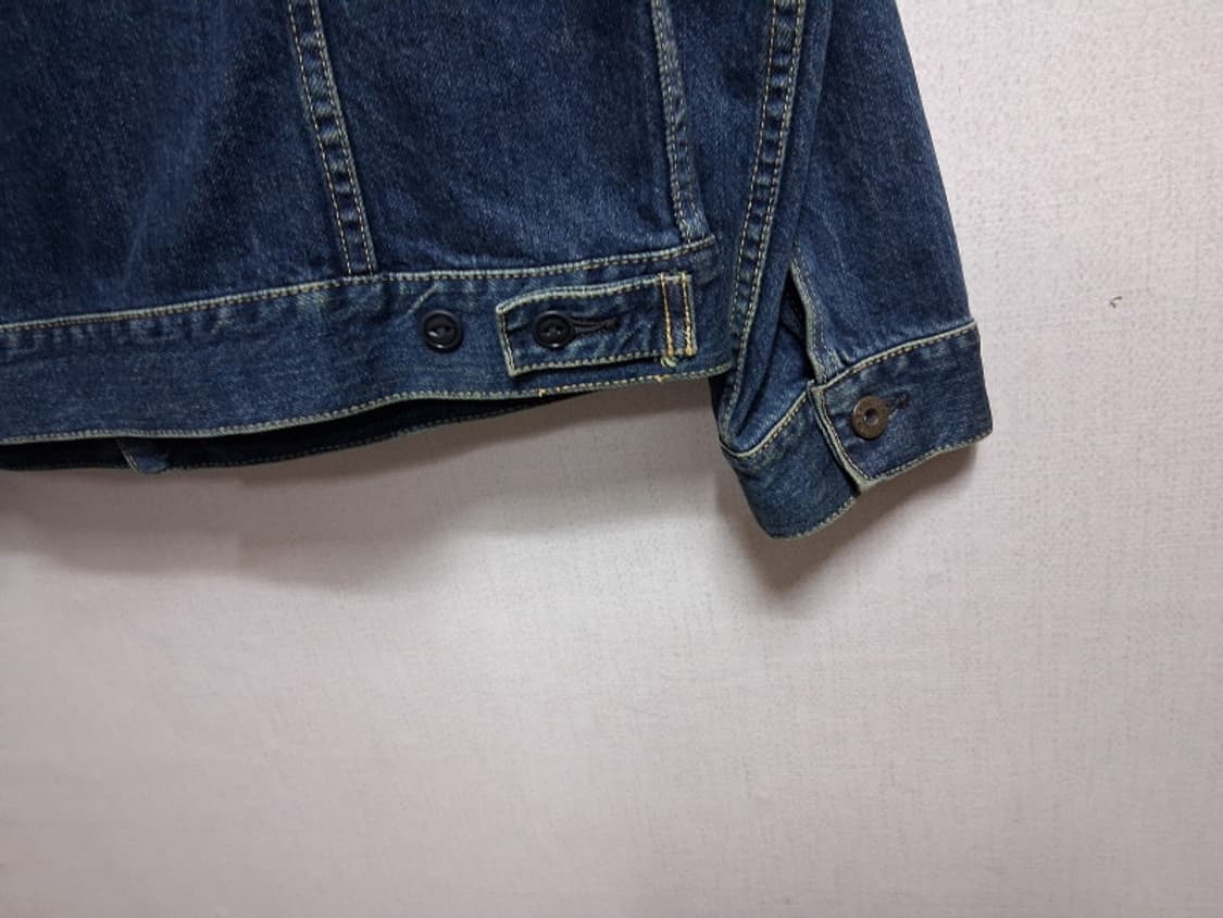 일본구제 EDWIN 에드윈 남성 빈티지청쟈켓 표기XL

원산지 일본산 에 상품이미지7