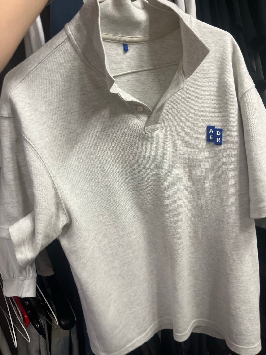 아더에러 폴로 티셔츠 오트밀 상품이미지1