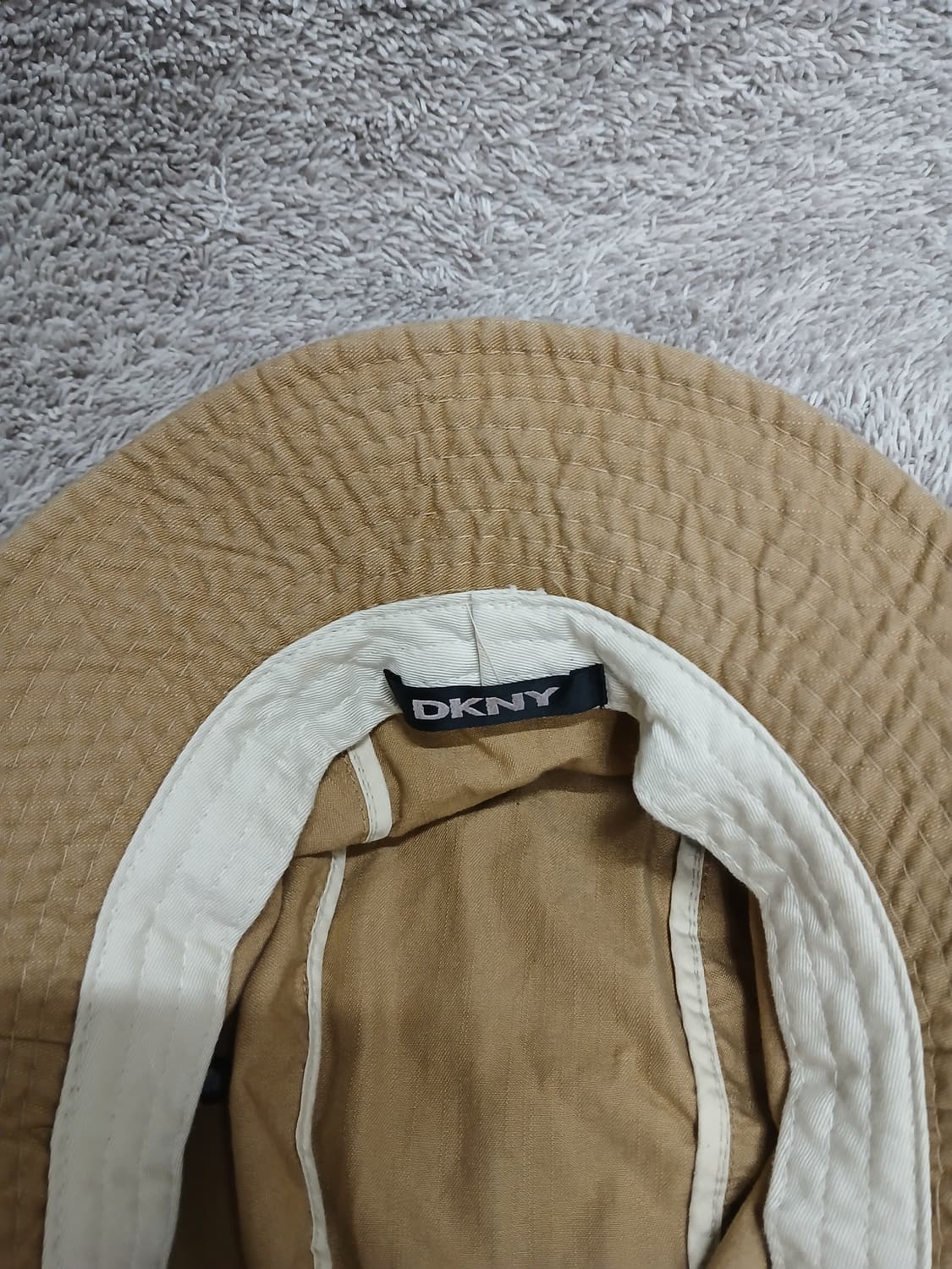 DKNY 버킷햇 베이지 모자 상품이미지3