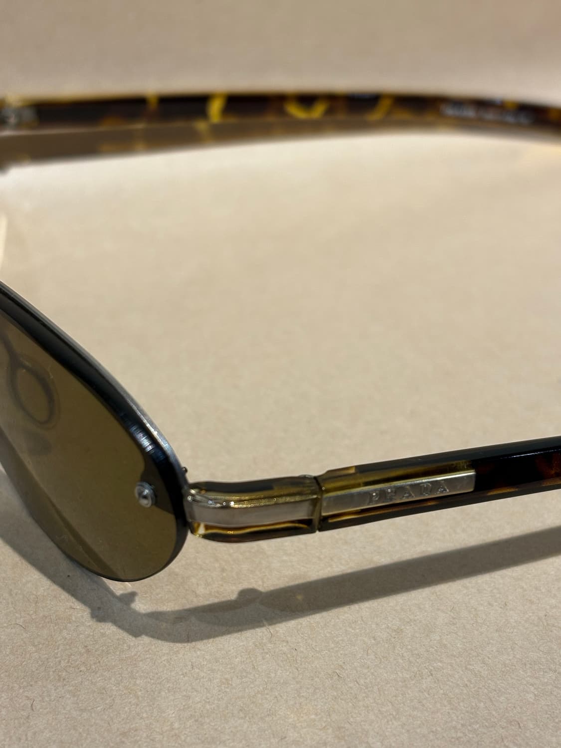 Prada SPR10B 프라다 90‘s 선글라스 상품이미지4