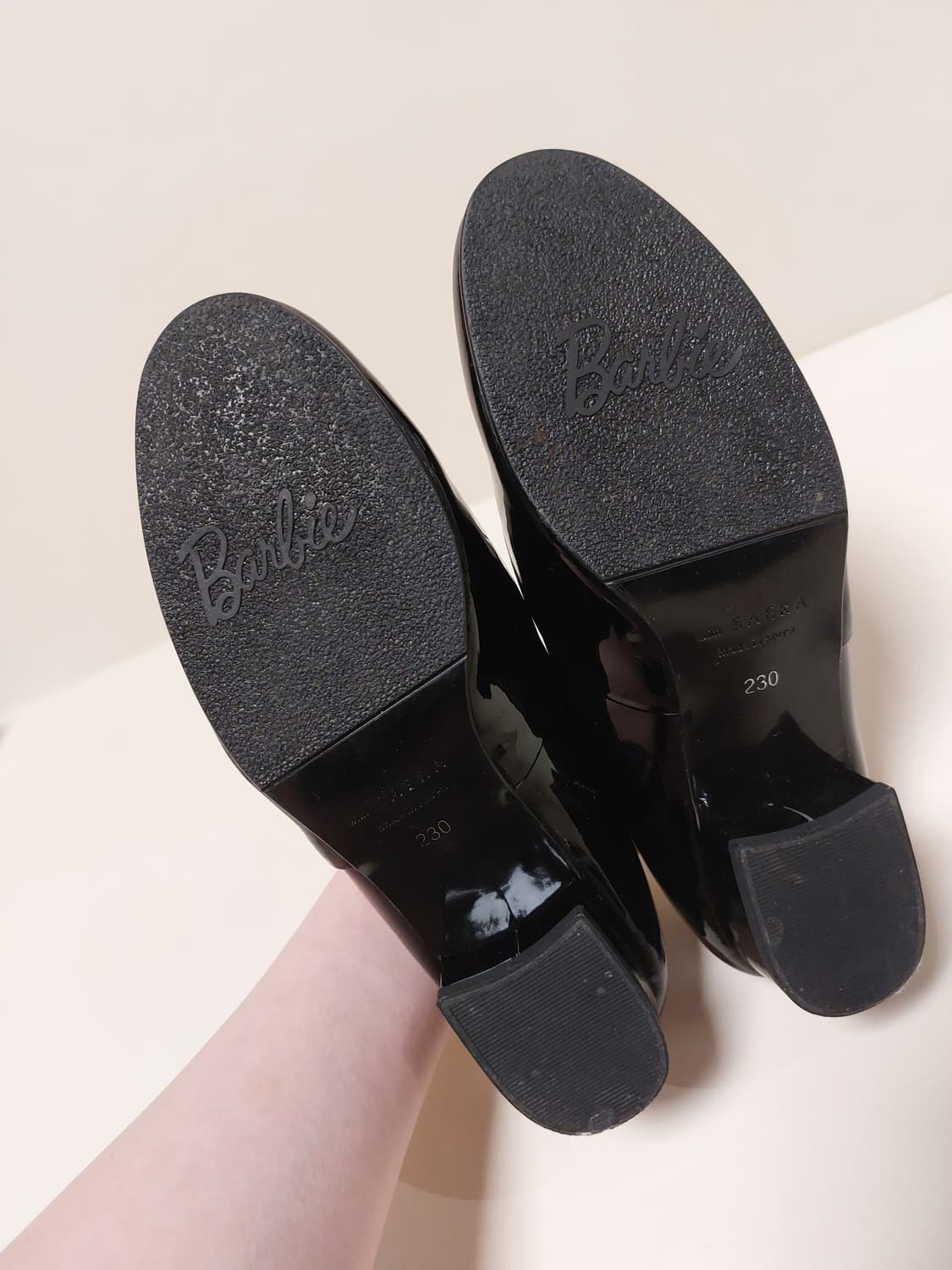 SAERA 세라 소가죽 에나멜 로퍼 230 상품이미지9