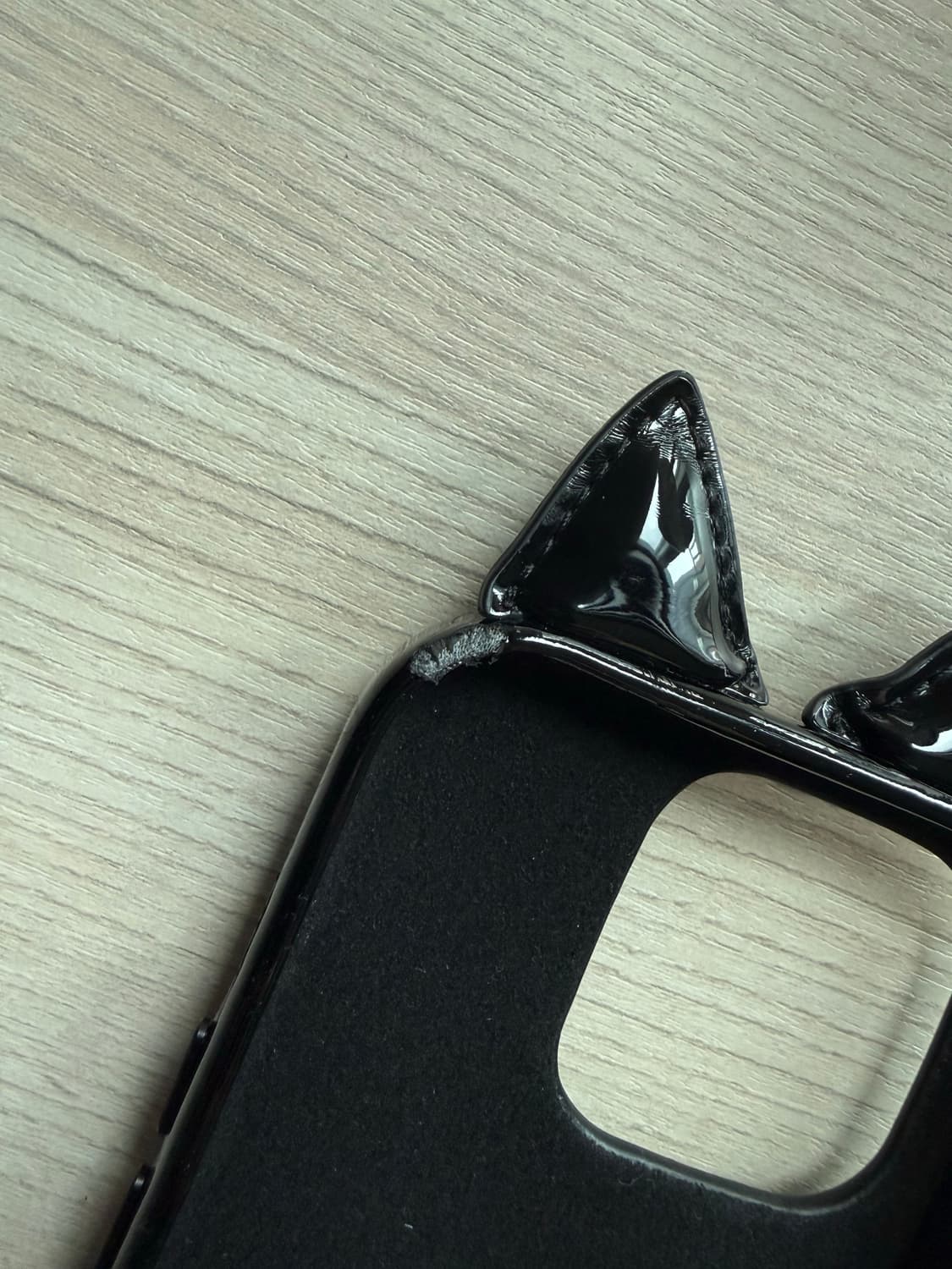 어반소피스티케이션 아이폰 16프로 상품이미지3