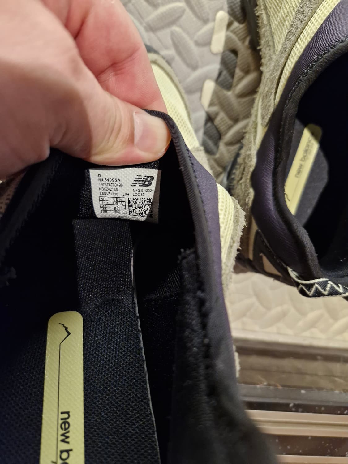 뉴발란스 ML610S 라임라이트 다크 올리브 그린 상품이미지8