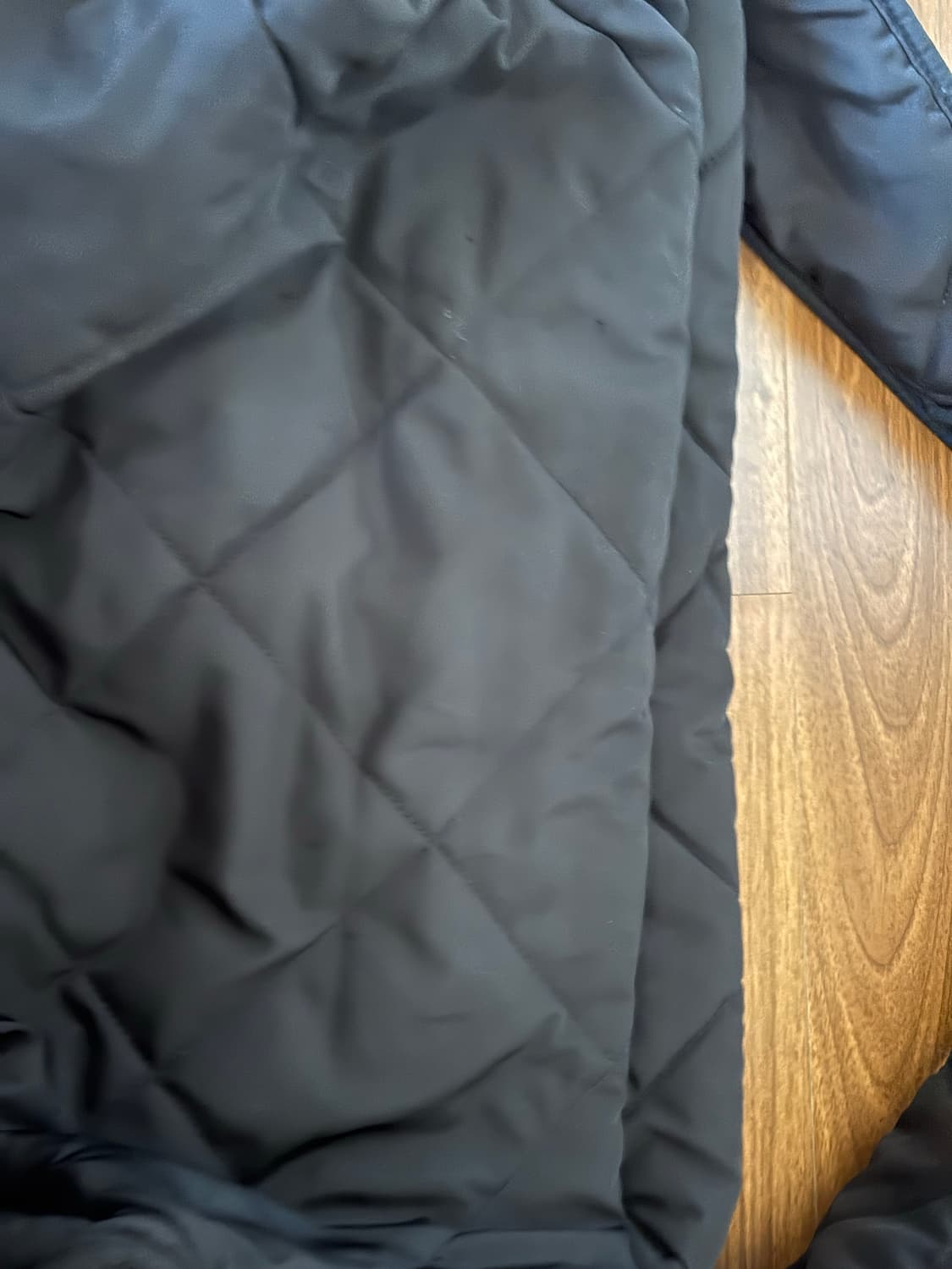 코스 다이아몬드 퀼티드 오버사이즈 숄더백 블랙 상품이미지4