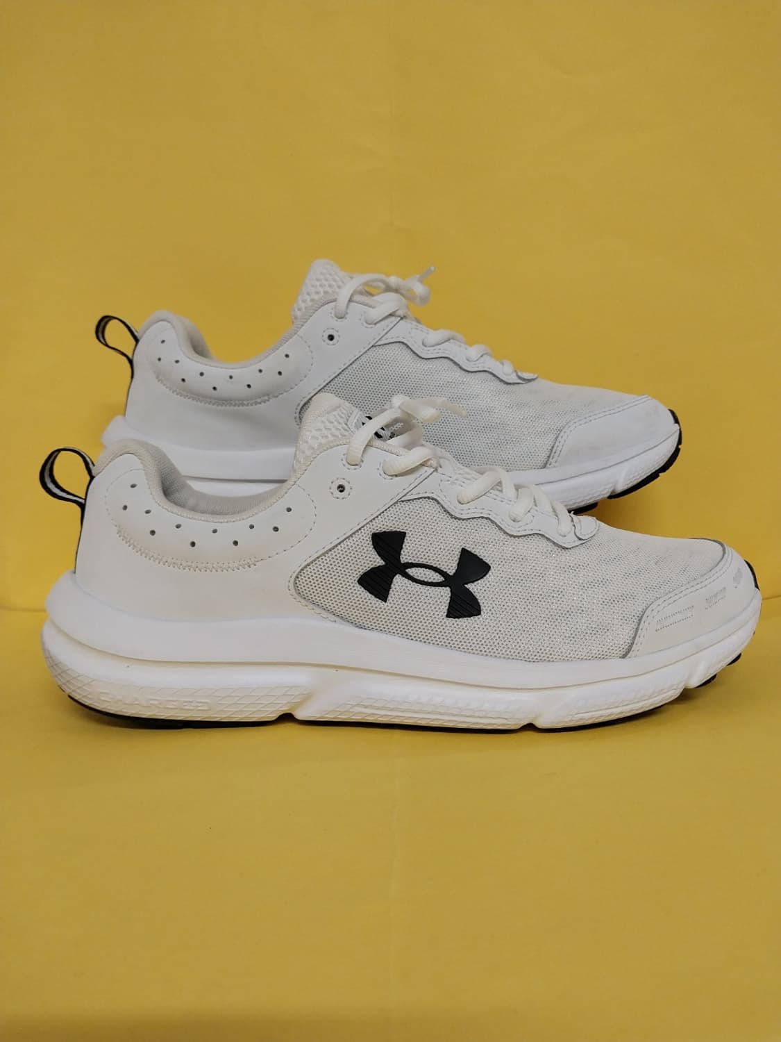 남성 언더아머 UA 차지드 어서트 10 런닝화, 운동화 (280) 상품이미지3