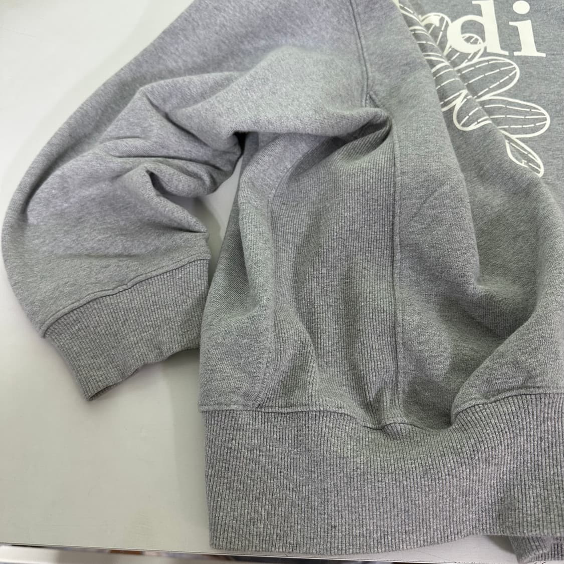 우먼OS 메르디마크르디 그레이 플라워로고 오버핏 스웻셔츠 맨투맨  상품이미지3