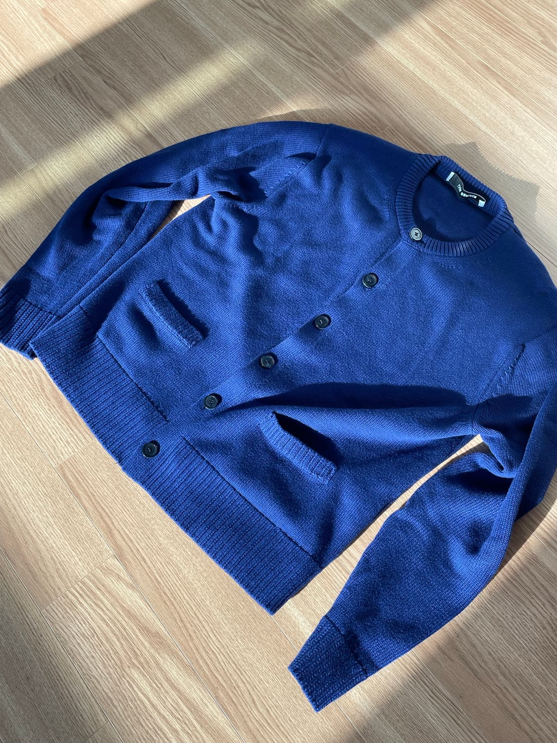 리젤 서비스 SERENE CROP CARDIGAN 상품이미지1