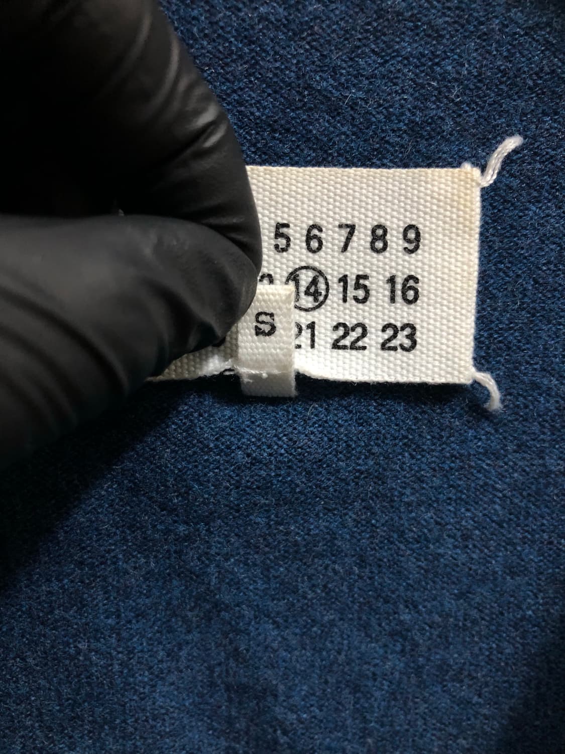 [S] 마르지엘라 엘보우 패치 가디건 블루 상품이미지6