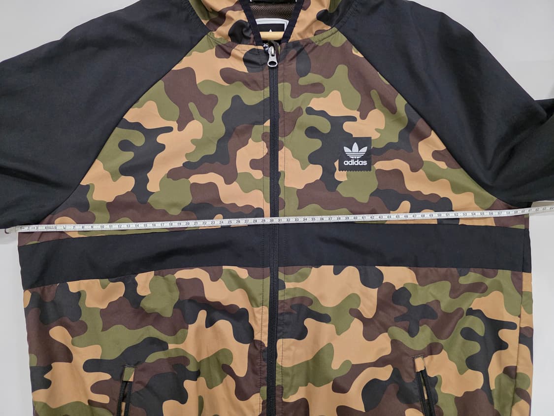 아디다스 카모 자켓 팝니다. 상품이미지4