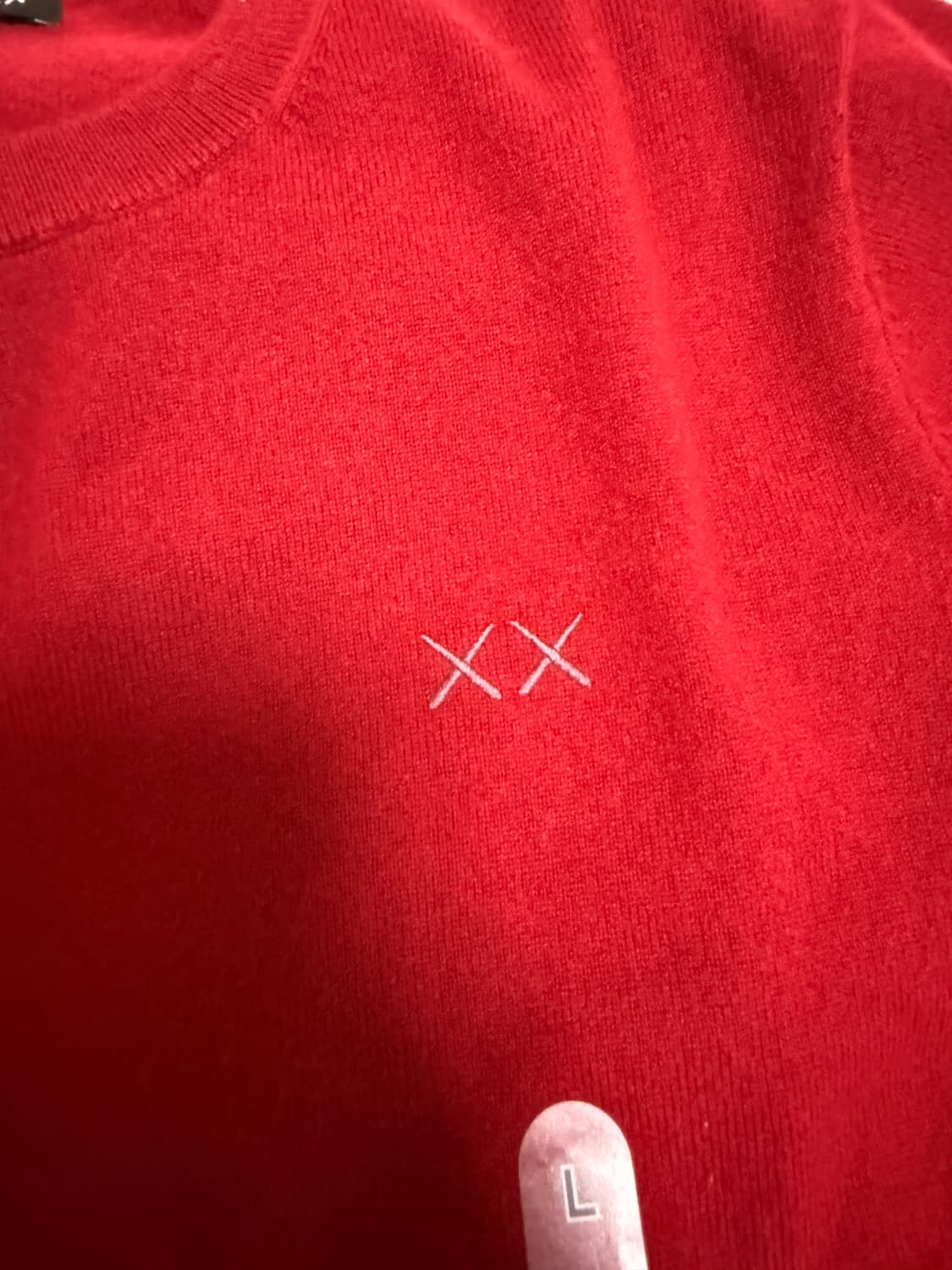 유니클로 KAWS 캐시미어니트 레드 L (새상품) 상품이미지2