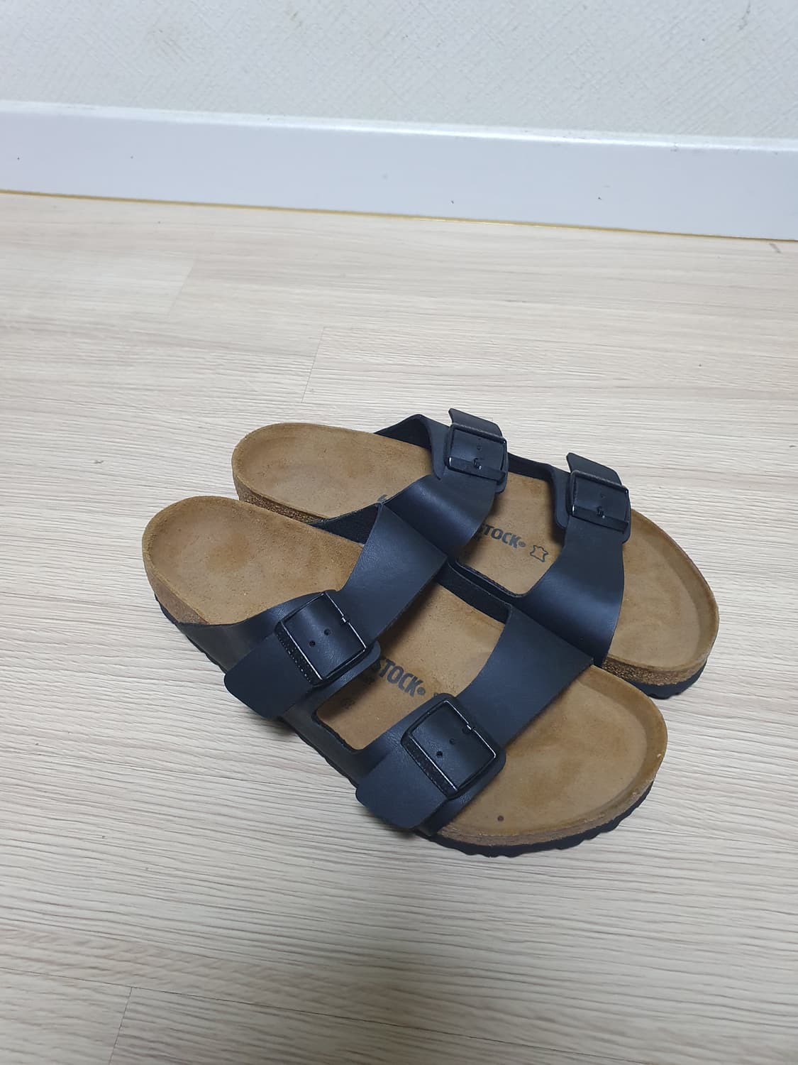 버켄스탁 아리조나 블랙 슬리퍼 280 상품이미지2