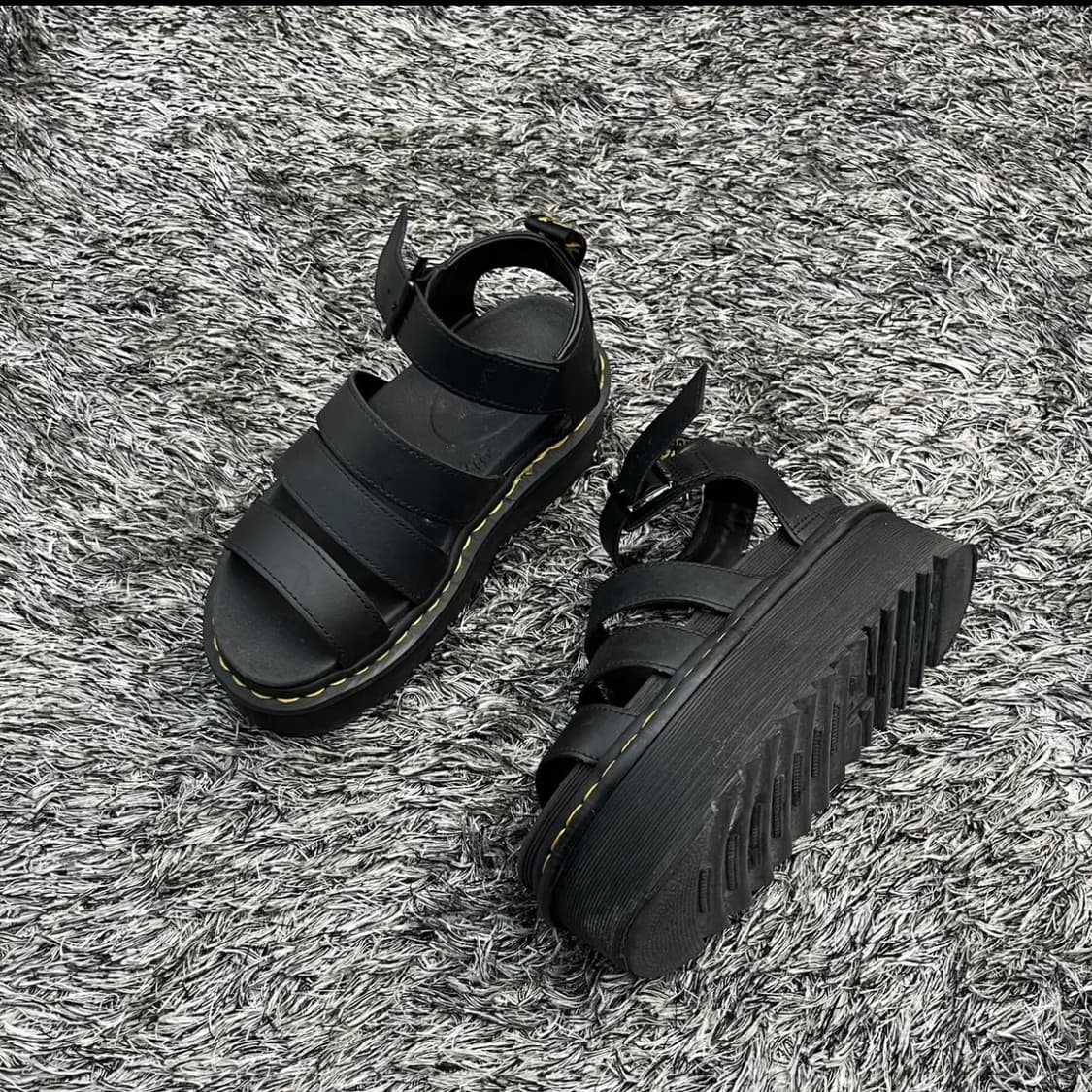 닥터마틴 4cm 키높이 샌들 (220) 상품이미지1