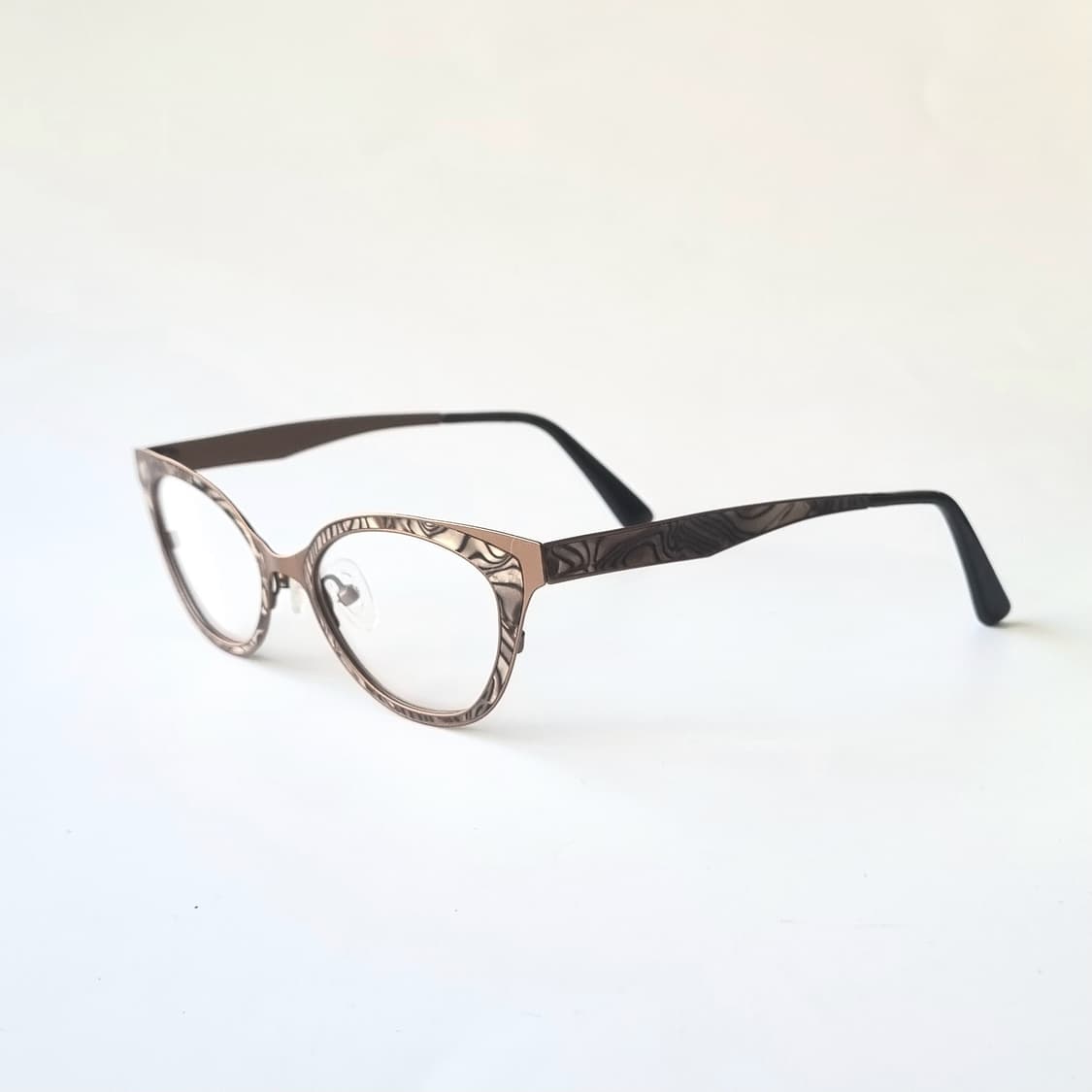 데드스탁 민낯에도 분위기 낼수있는 캣아이 안경테 504 상품이미지4